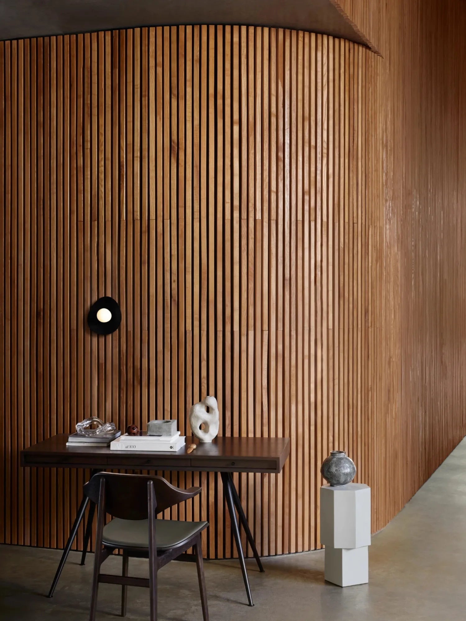 Fuji Wall Lamp