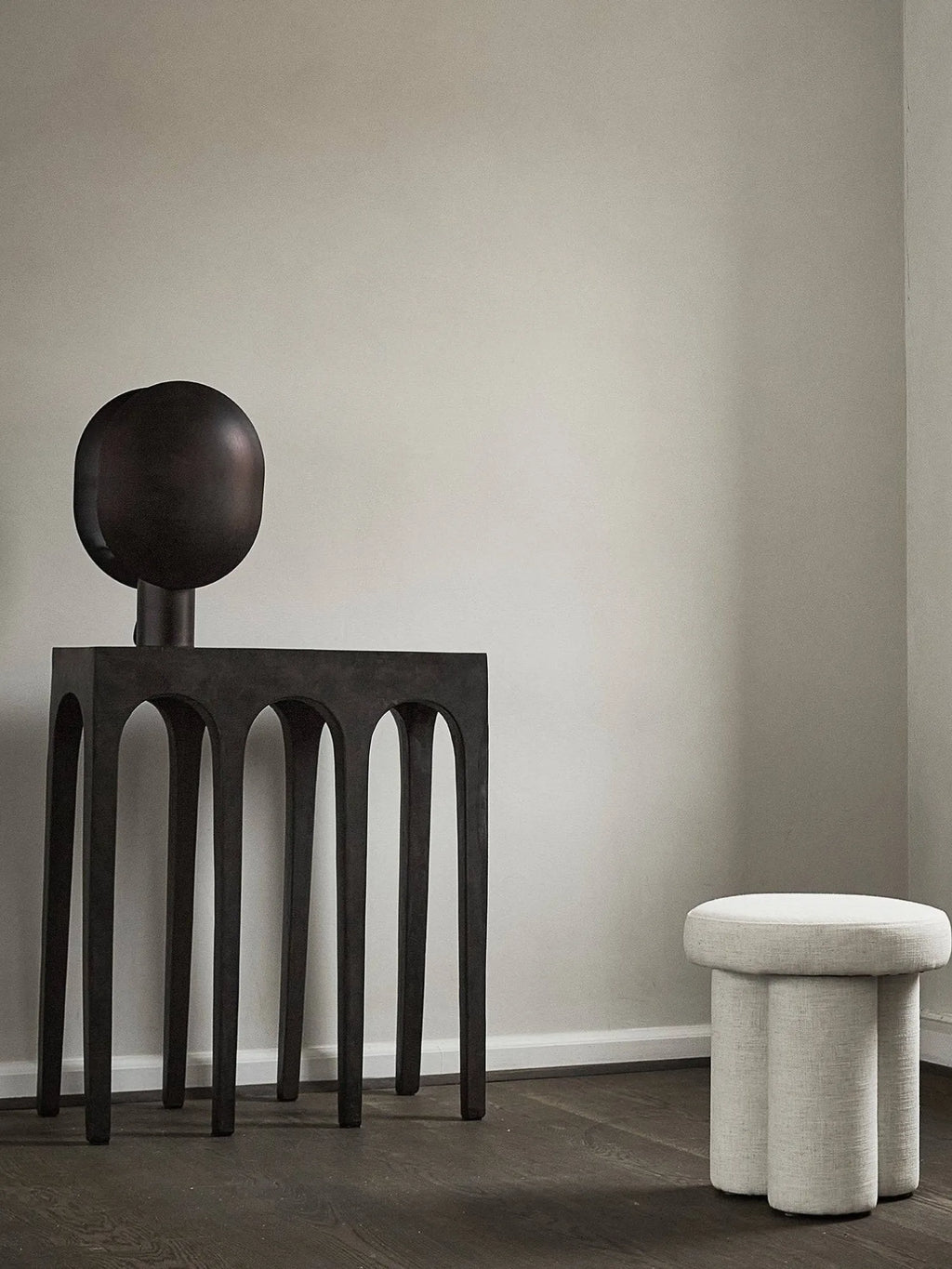 Clam Table Lamp