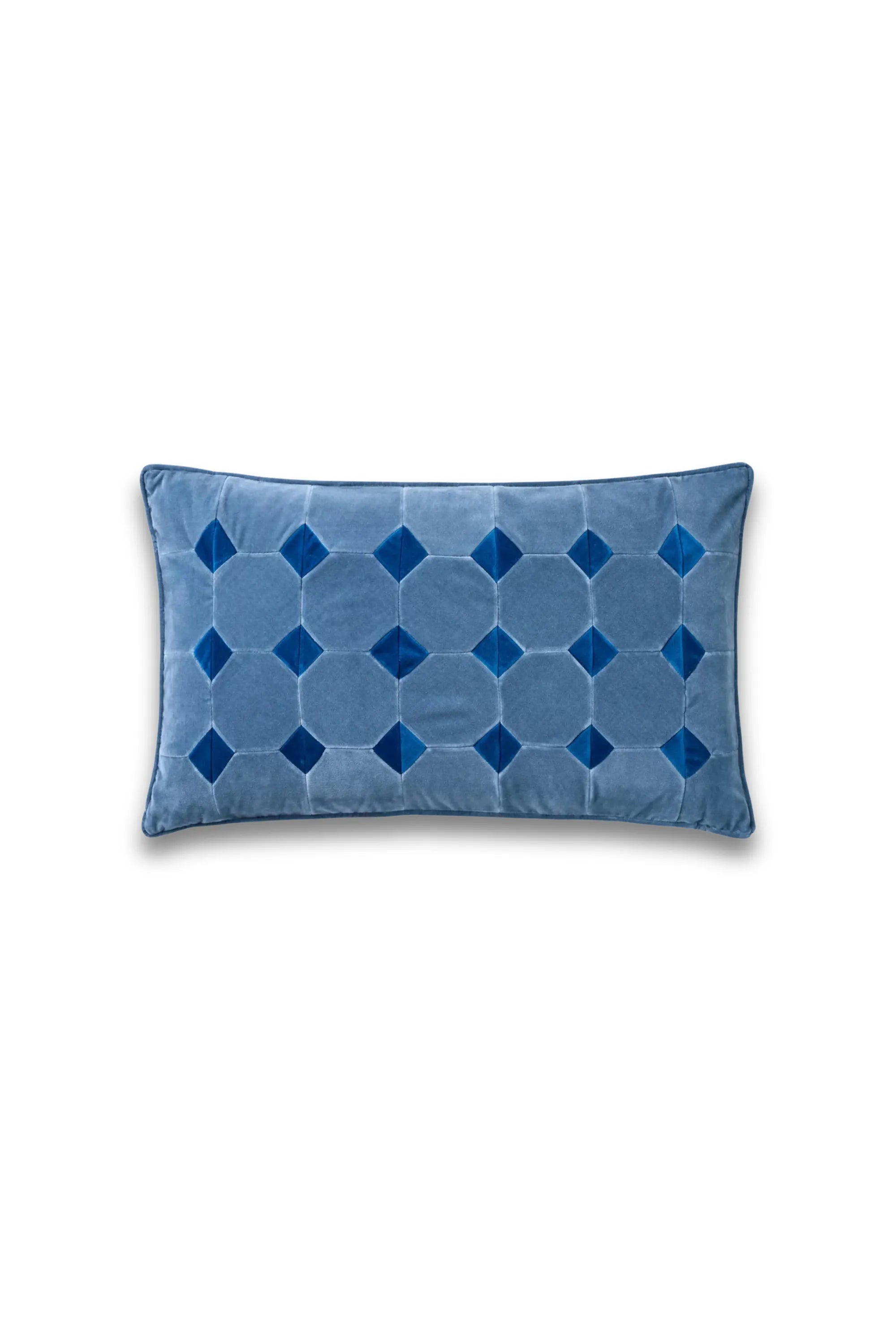 Violeta Throw Pillow