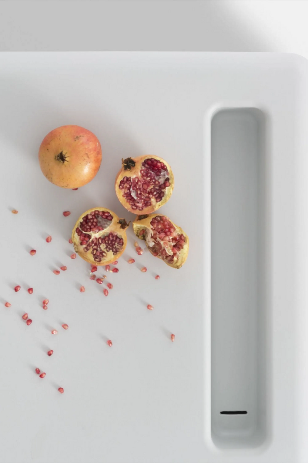 365 Club Chair Table