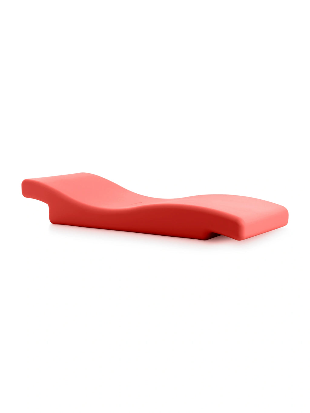 Diabla 365 Chaise Lounge in a vibrant red, made of textured polyethylene with an ergonomic, wave-like design.