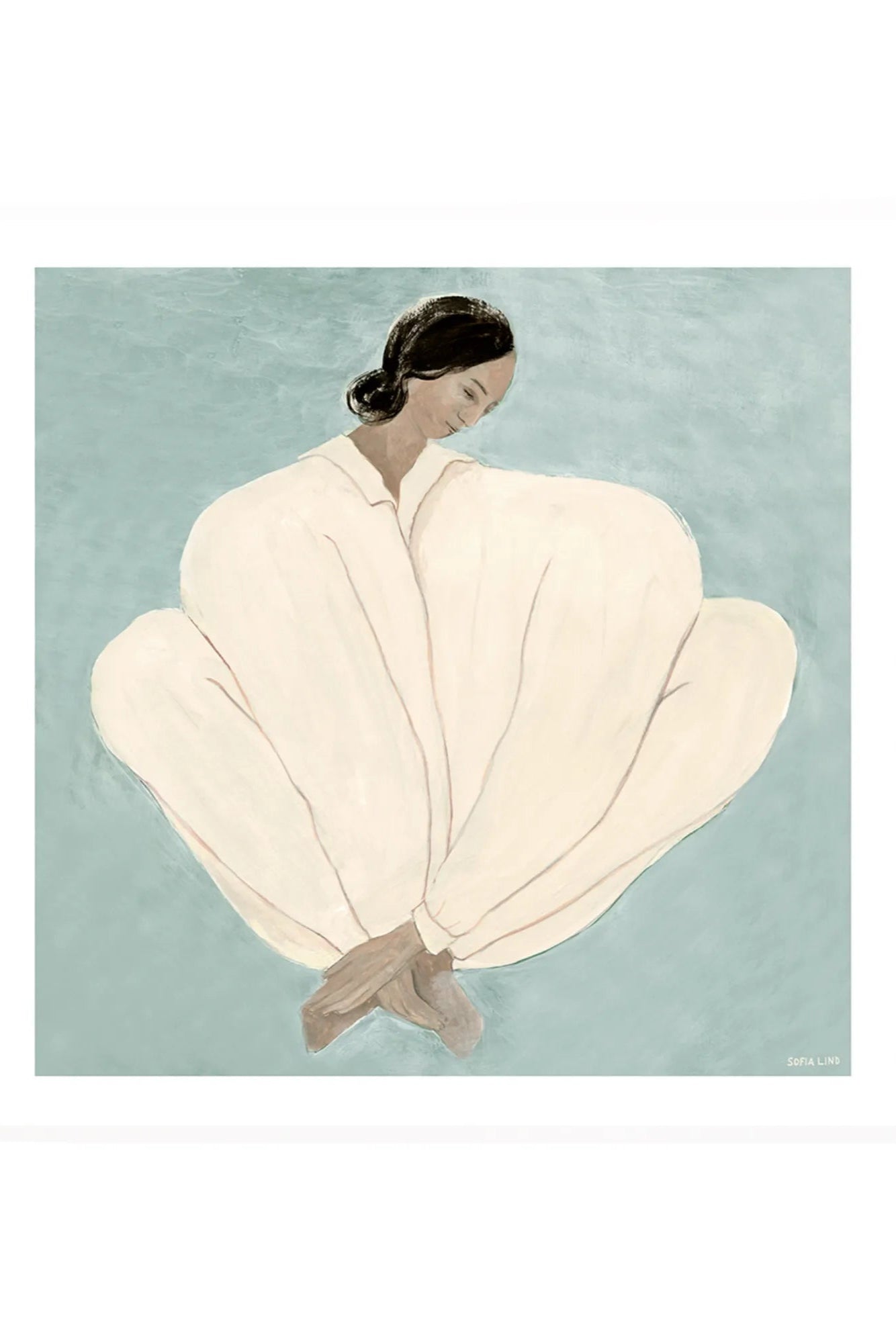 A friendly barista preparing a latte at Meet Me At Jaurès