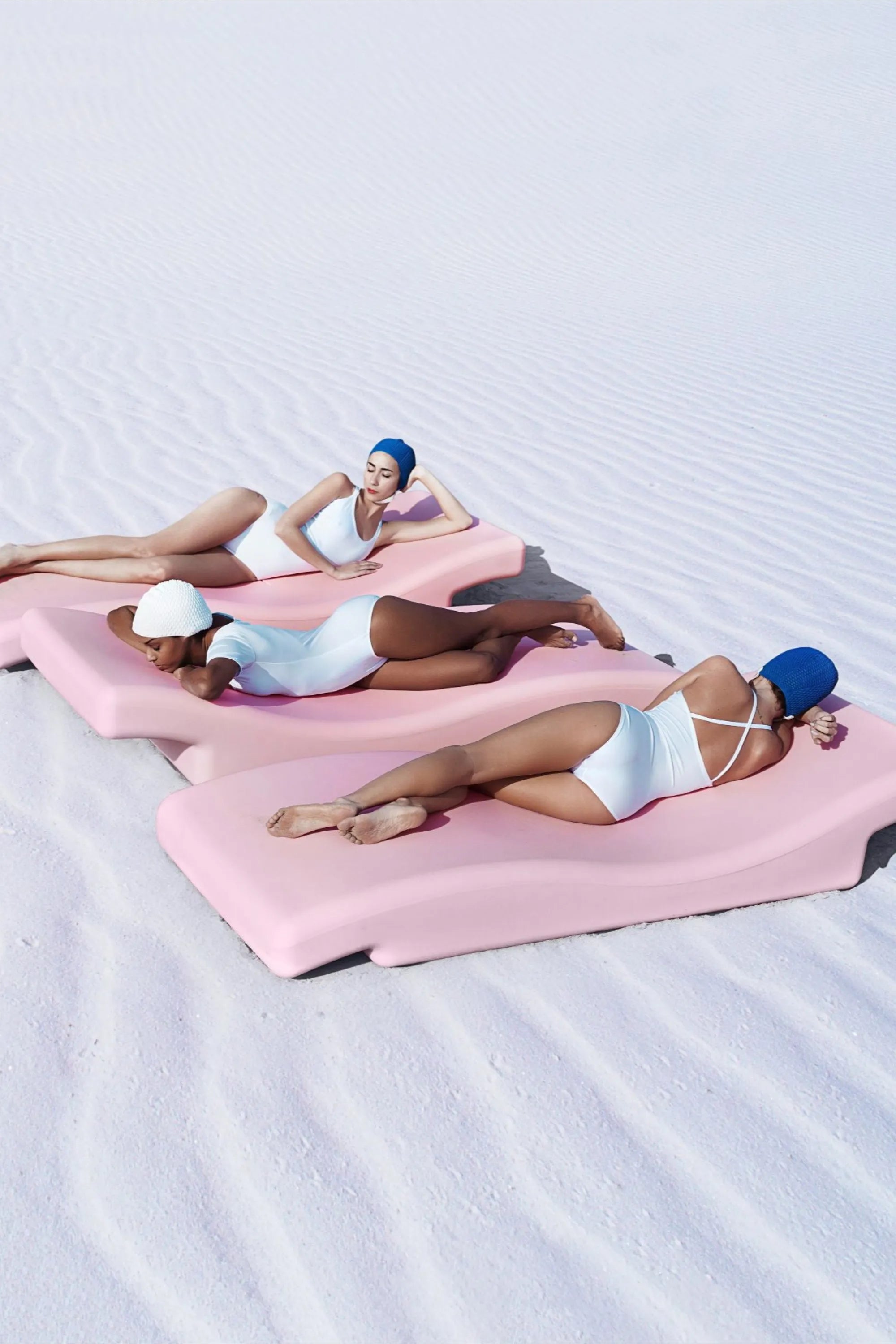 365 Chaise Lounge