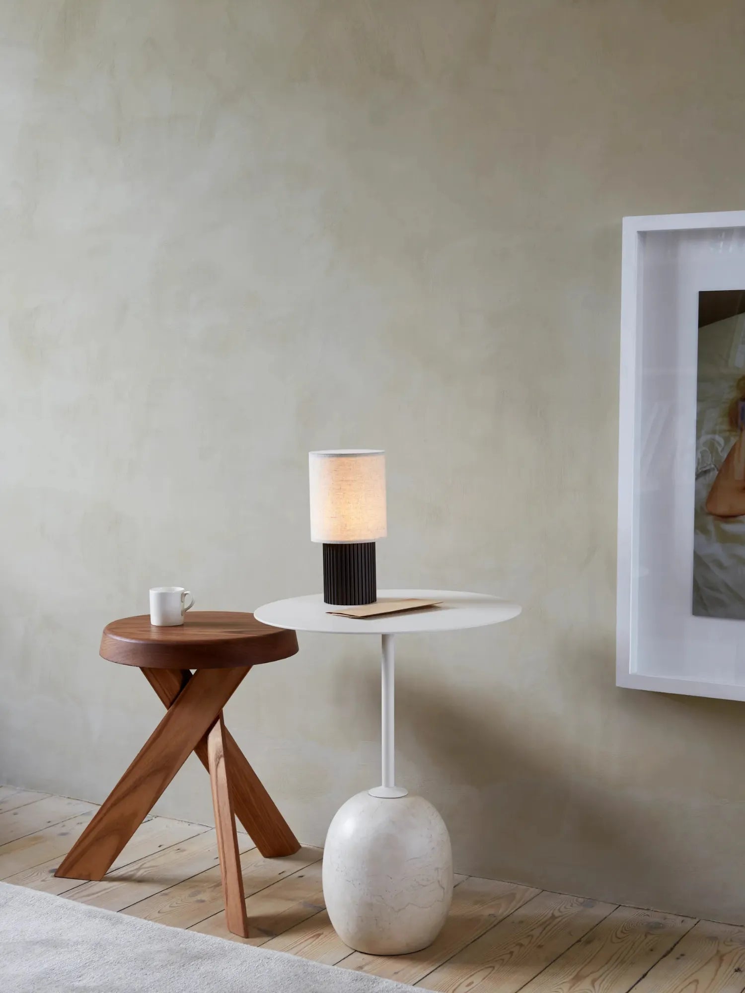 Manhattan SC52 Portable Lamp