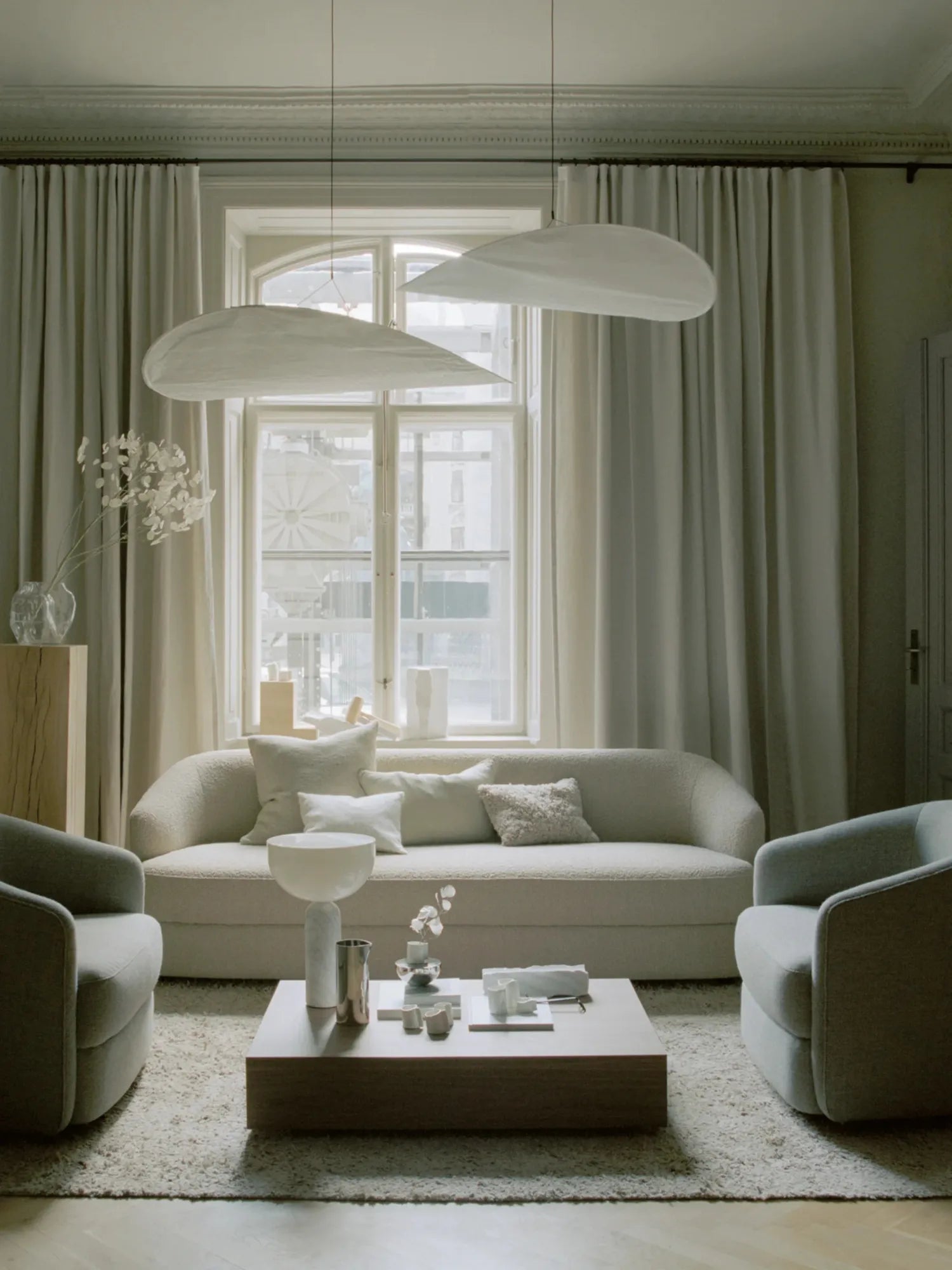 Tense Pendant Lamp