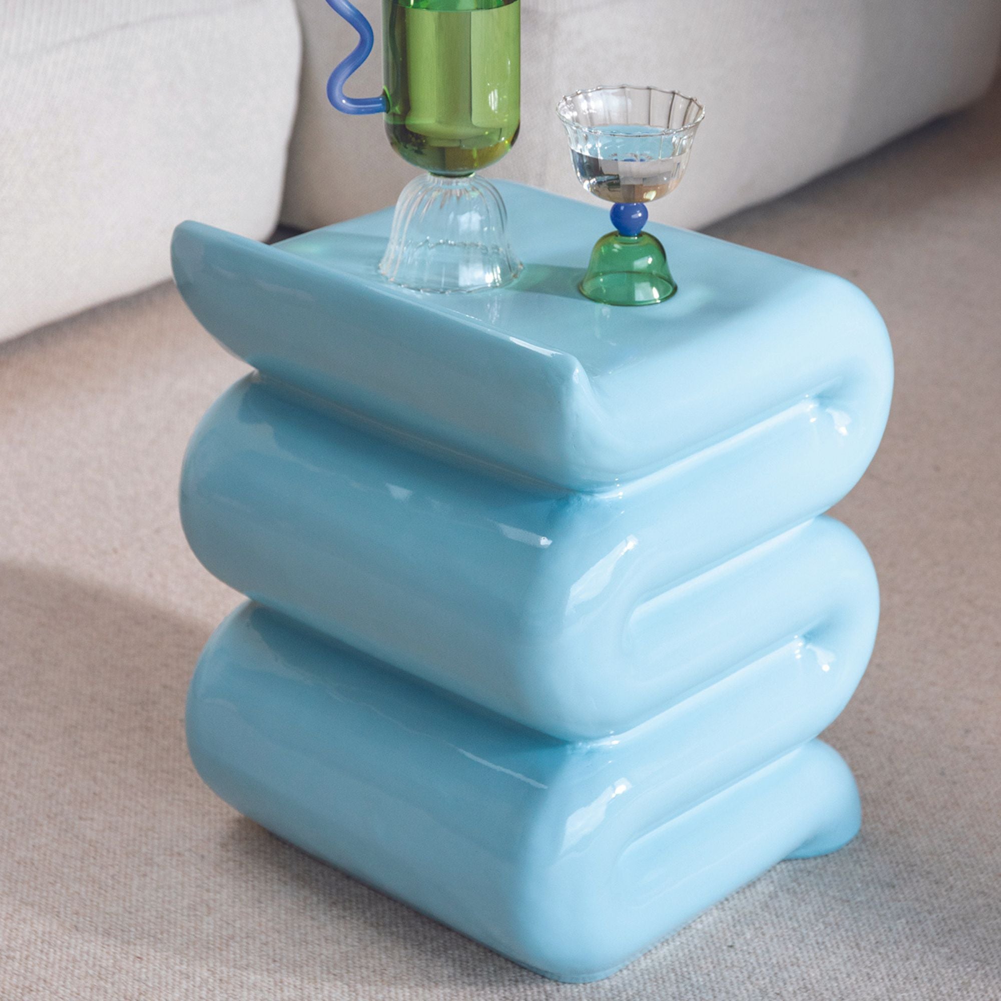 Whip Pillar - Blue Side table &Klevering