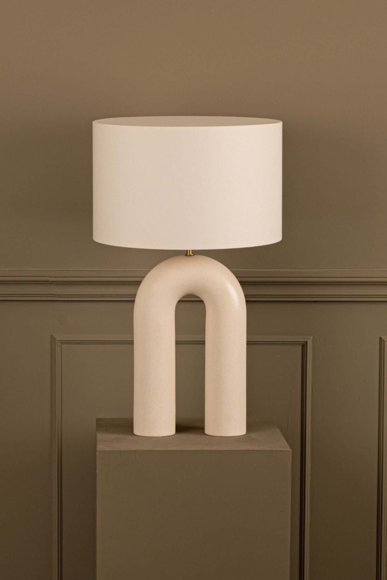 Arko Ceramic Lamp – Modern Design Table Lamp - Simone & Marcel - THAT COOL LIVING