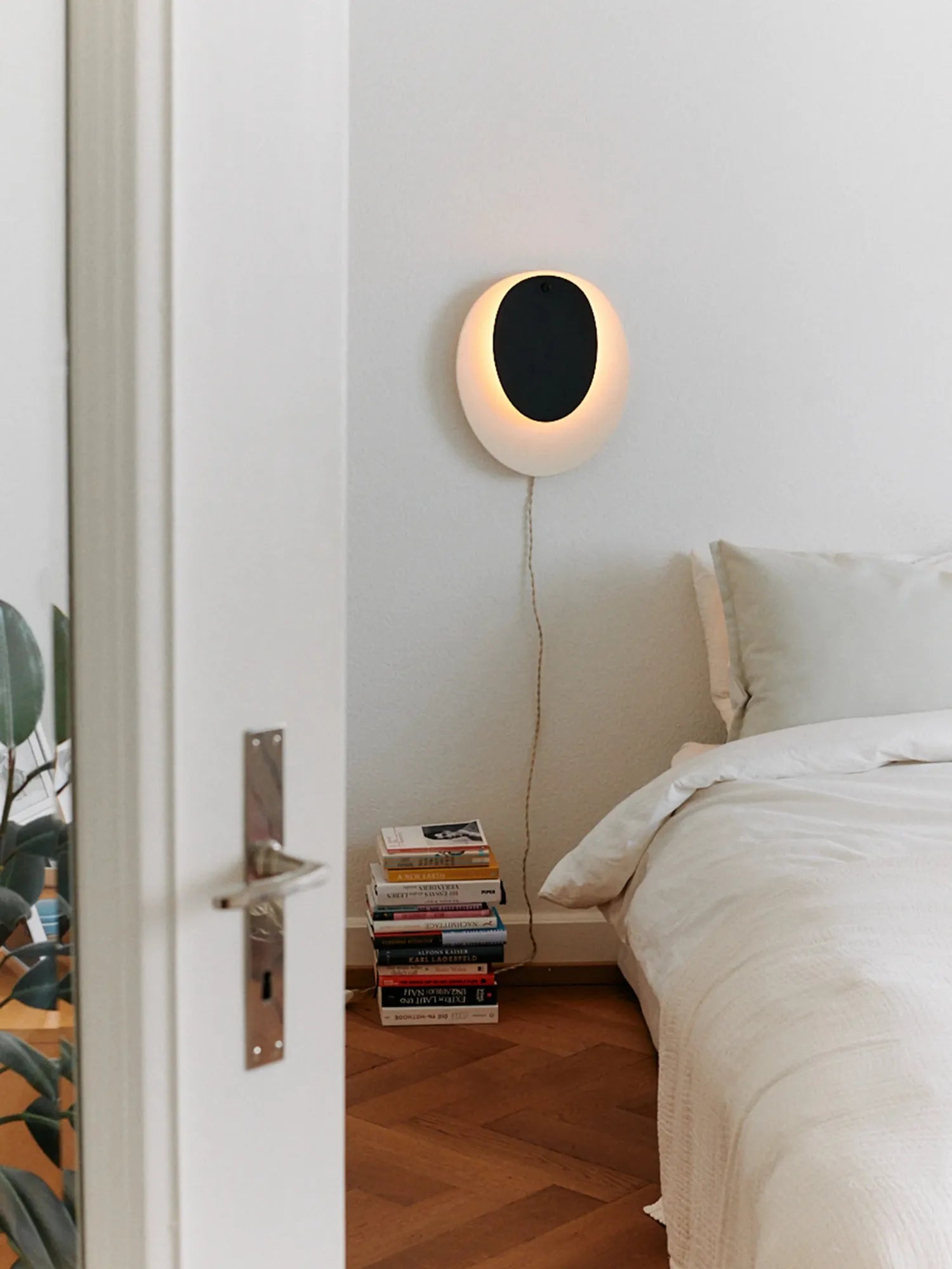 Nebula Wall Lamp 02