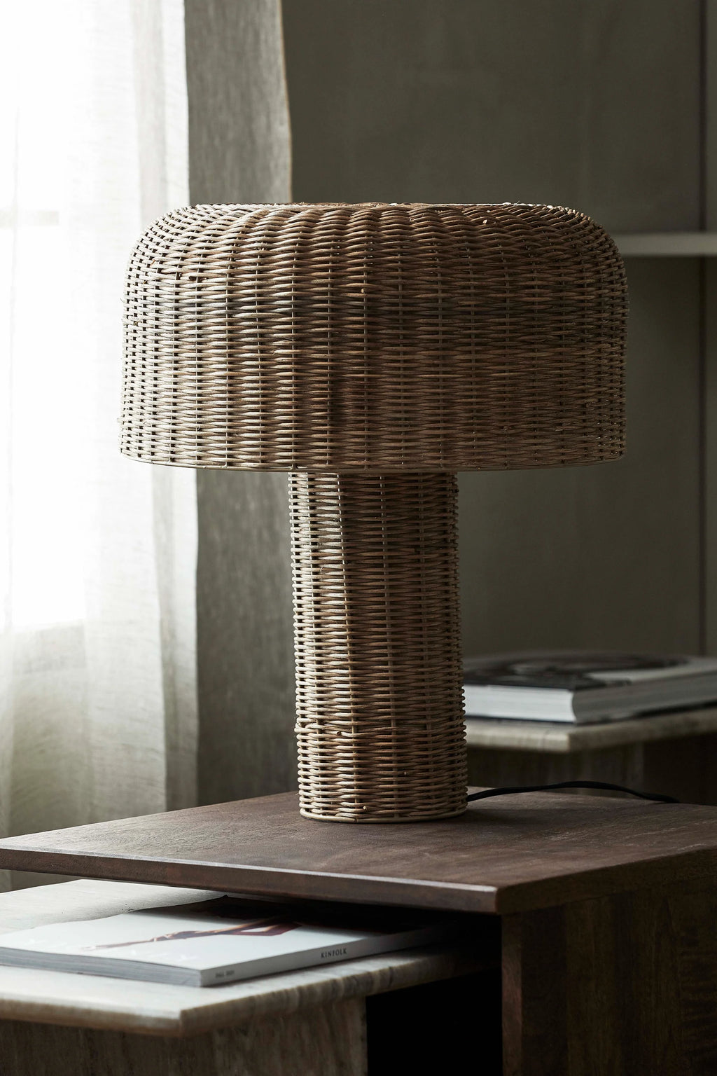 Atum Table Lamp