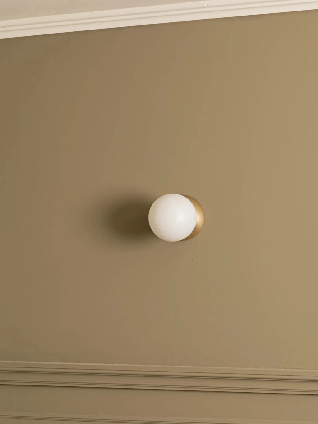 Eklipso Wall Lamp