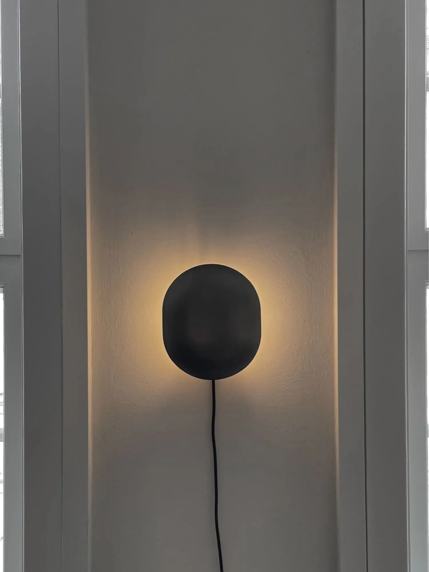 Clam Wall Lamp