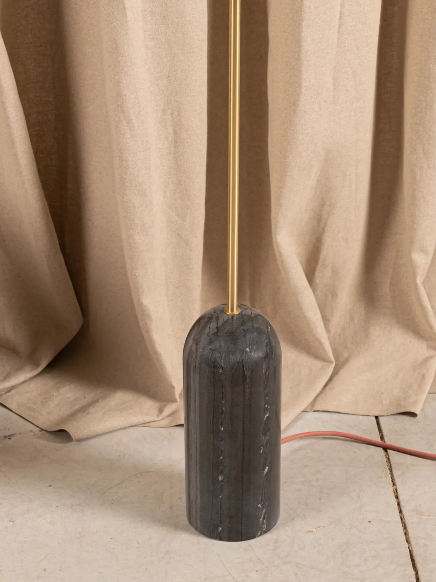 Pendolo Floor Lamp