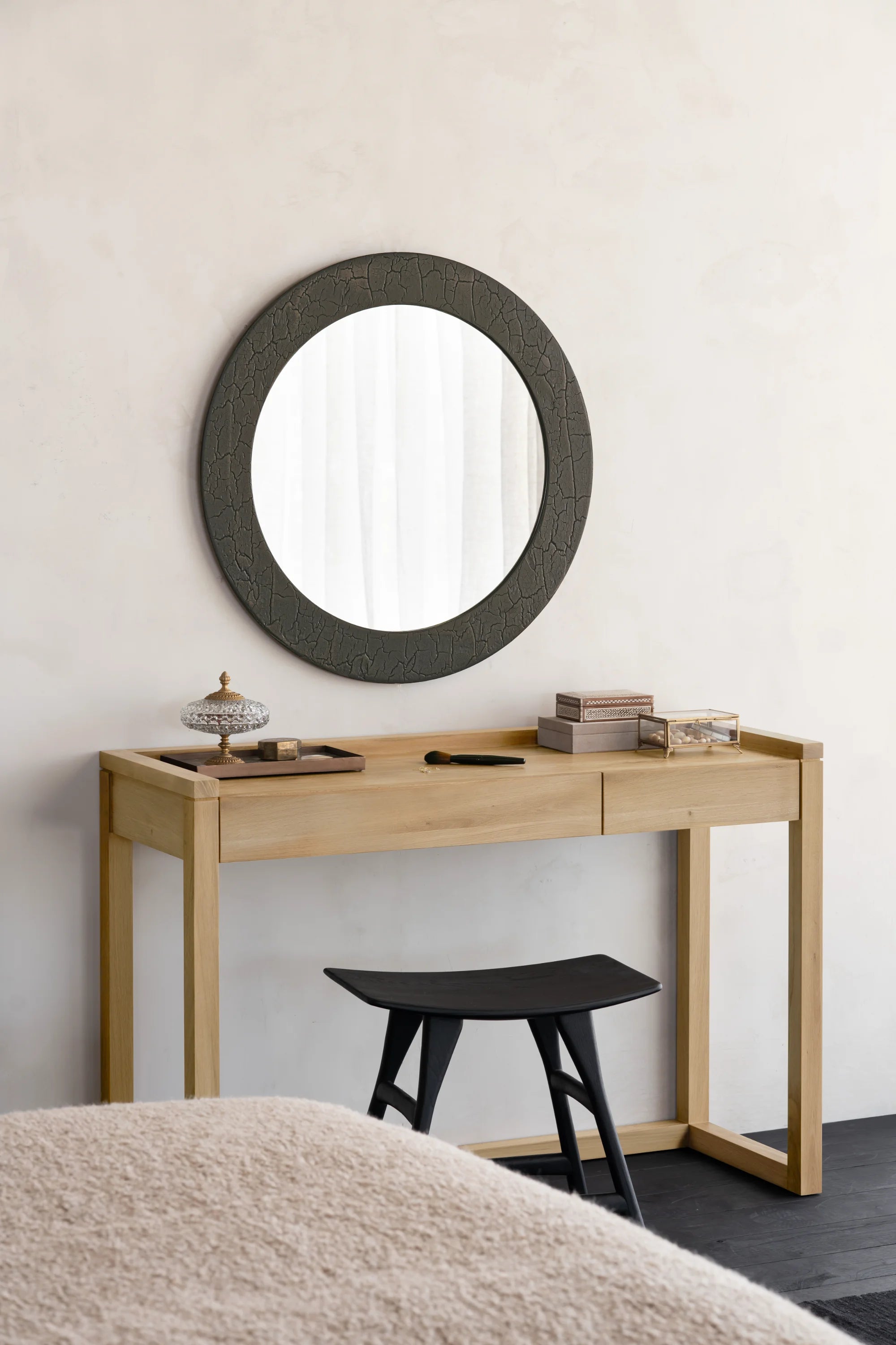 Frame Desk