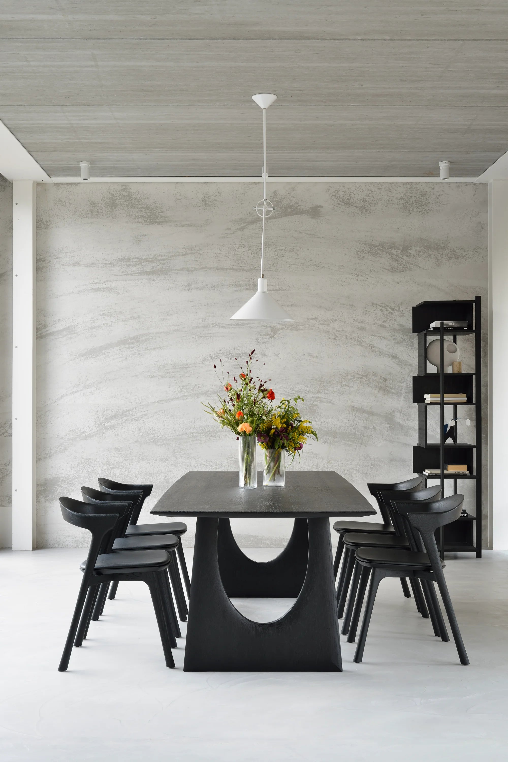 Abstract Column - THAT COOL LIVING