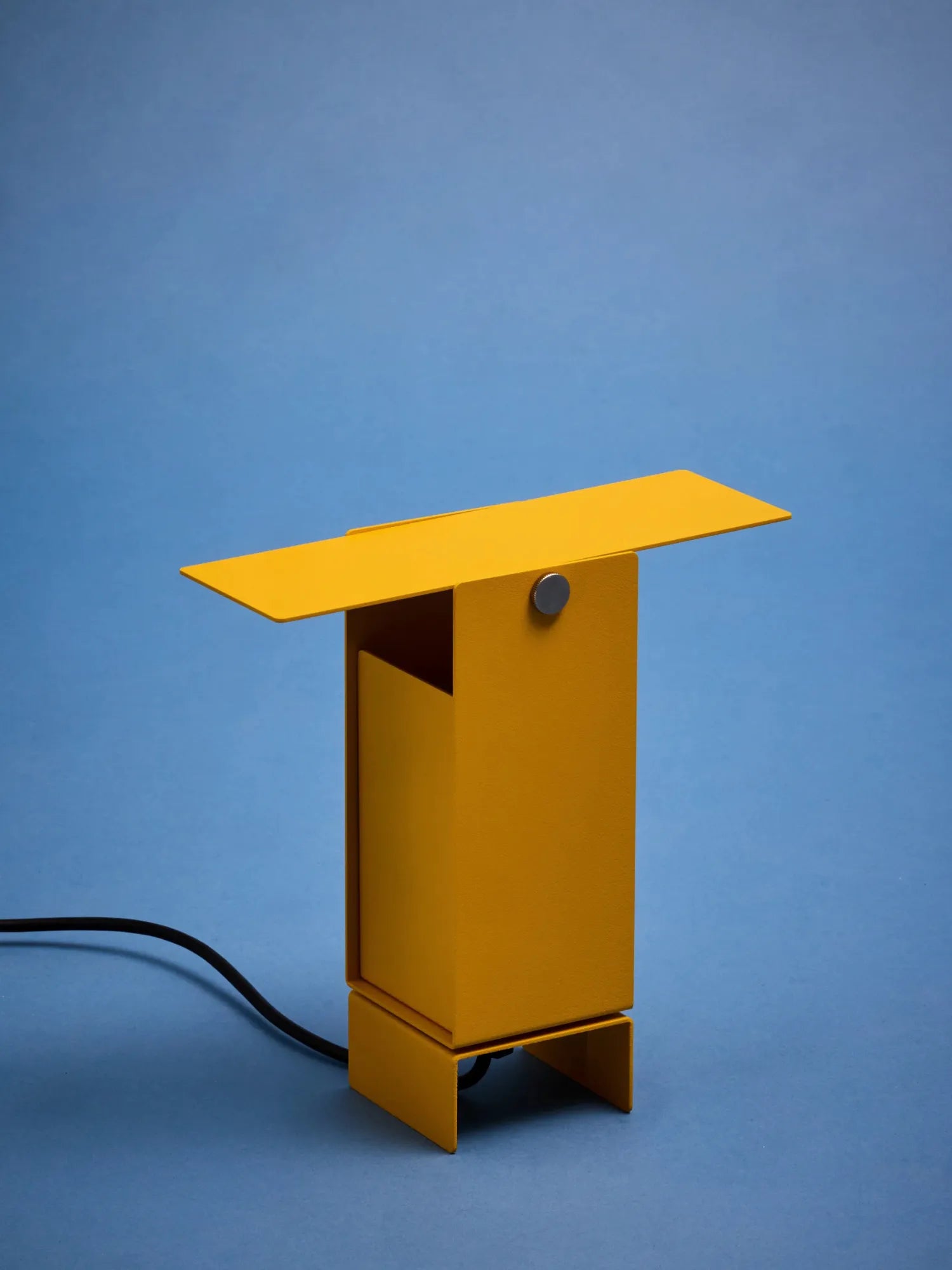 Pivoting Table Lamp