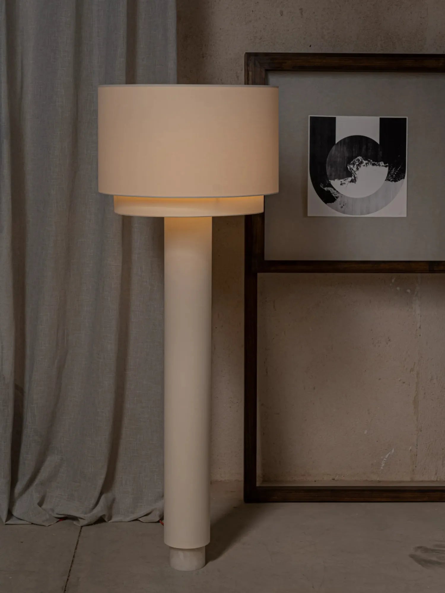 Kolumno Floor Lamp