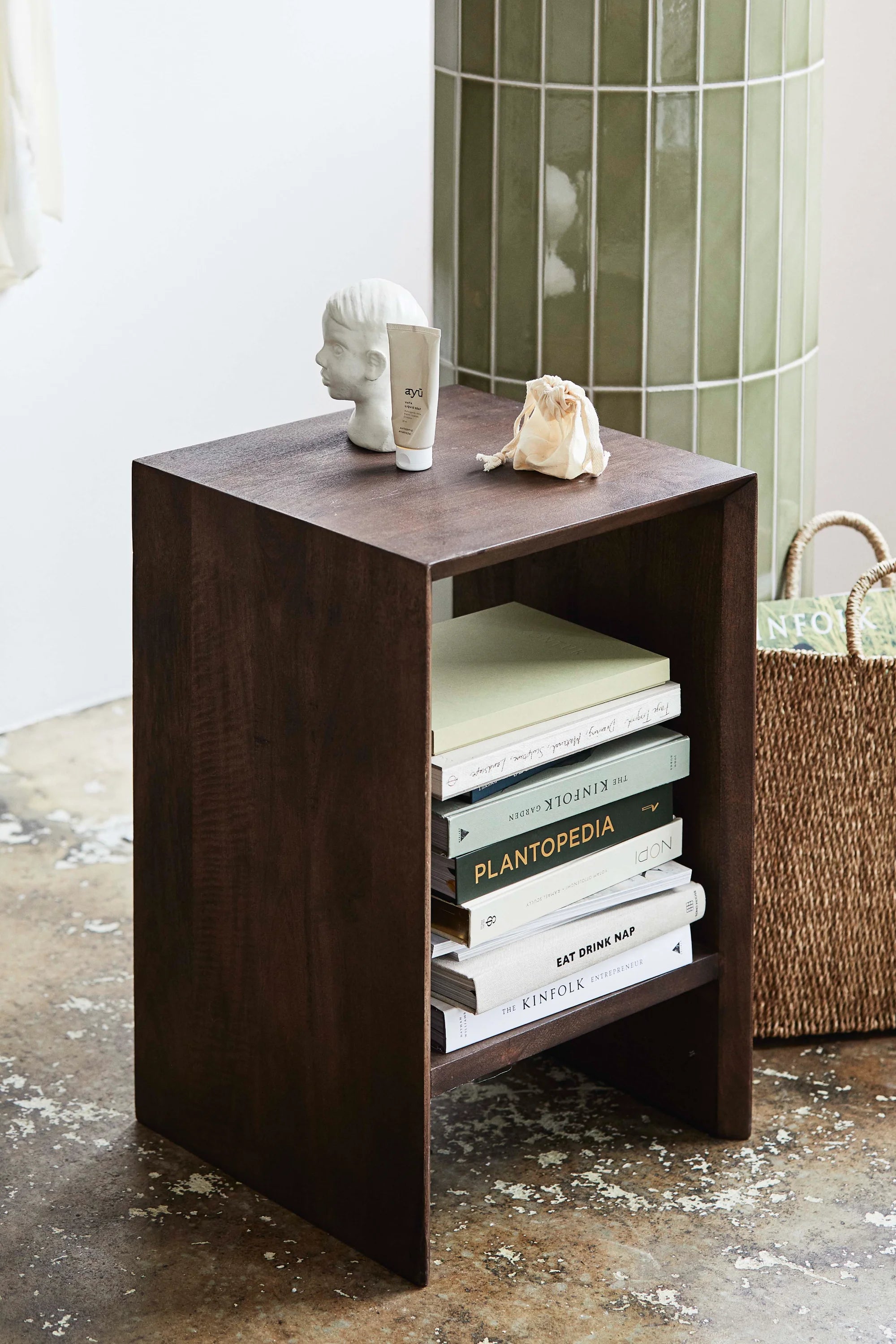 Napo Nightstand