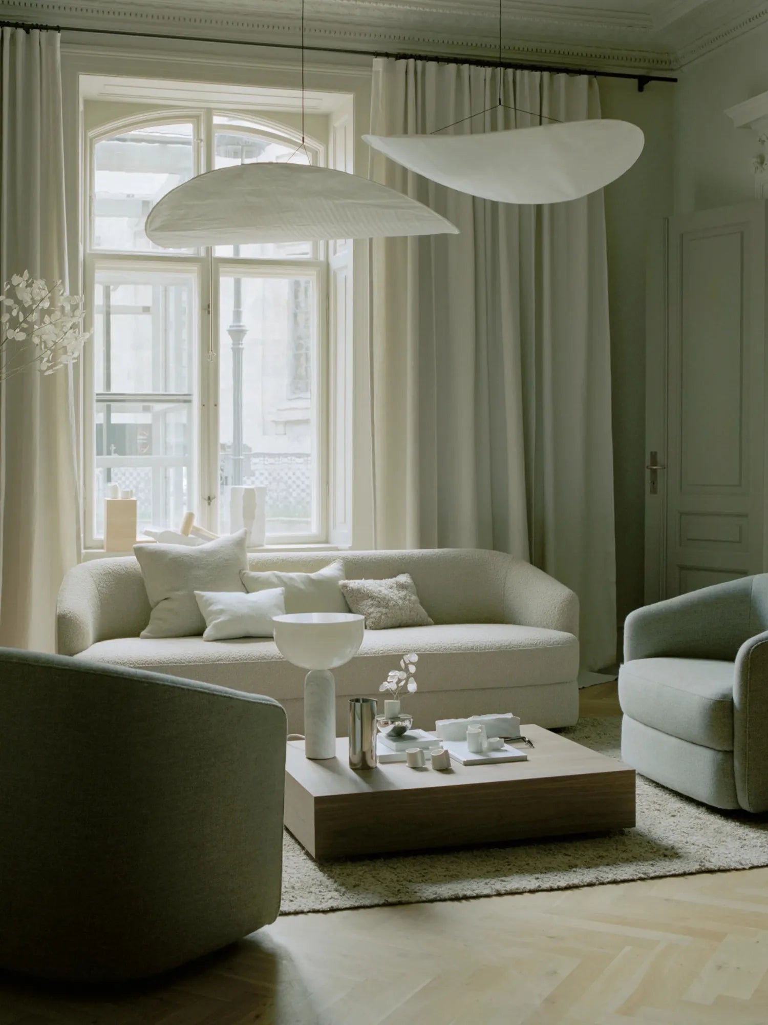 Tense Pendant Lamp