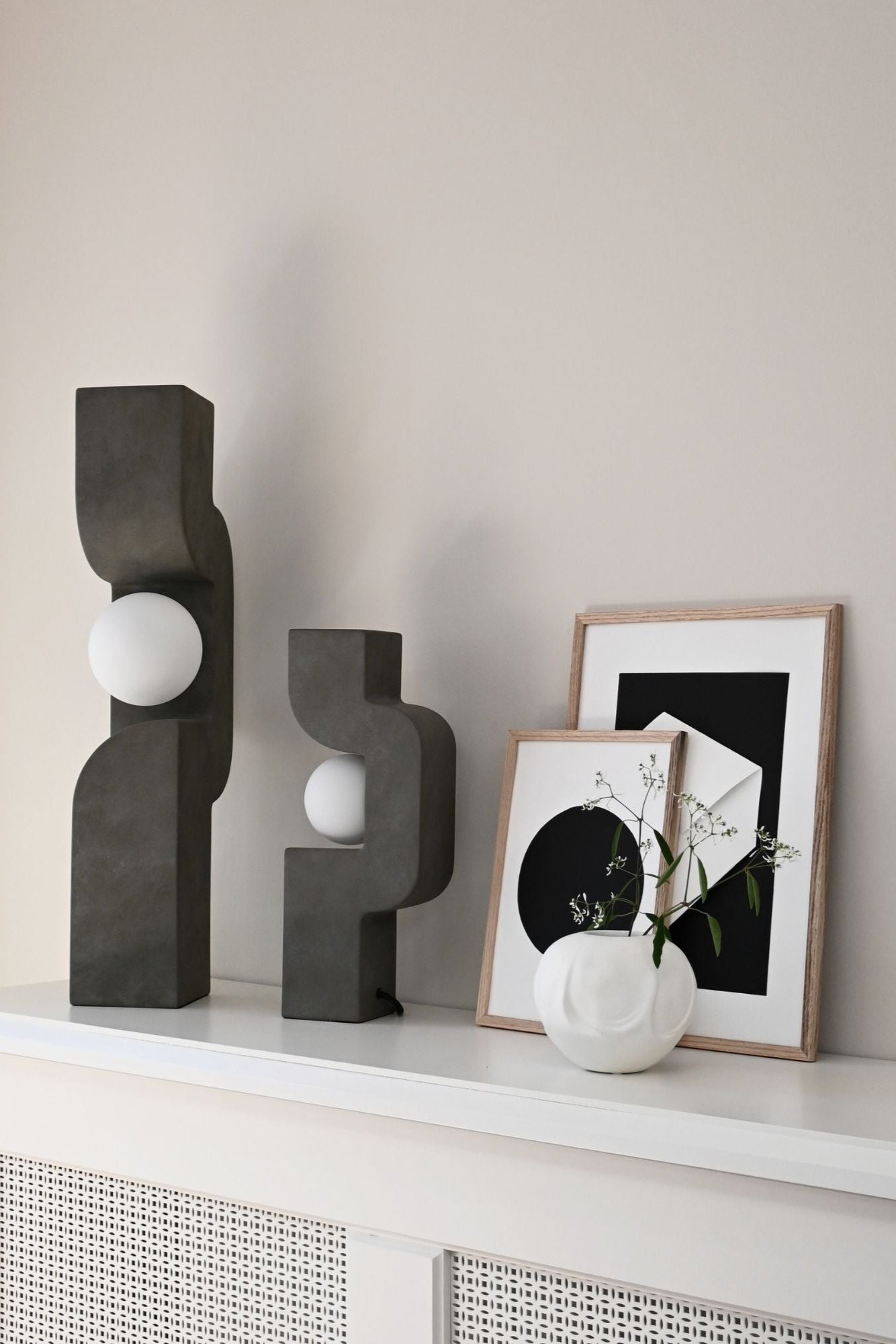 Sitting Man Floor Lamp