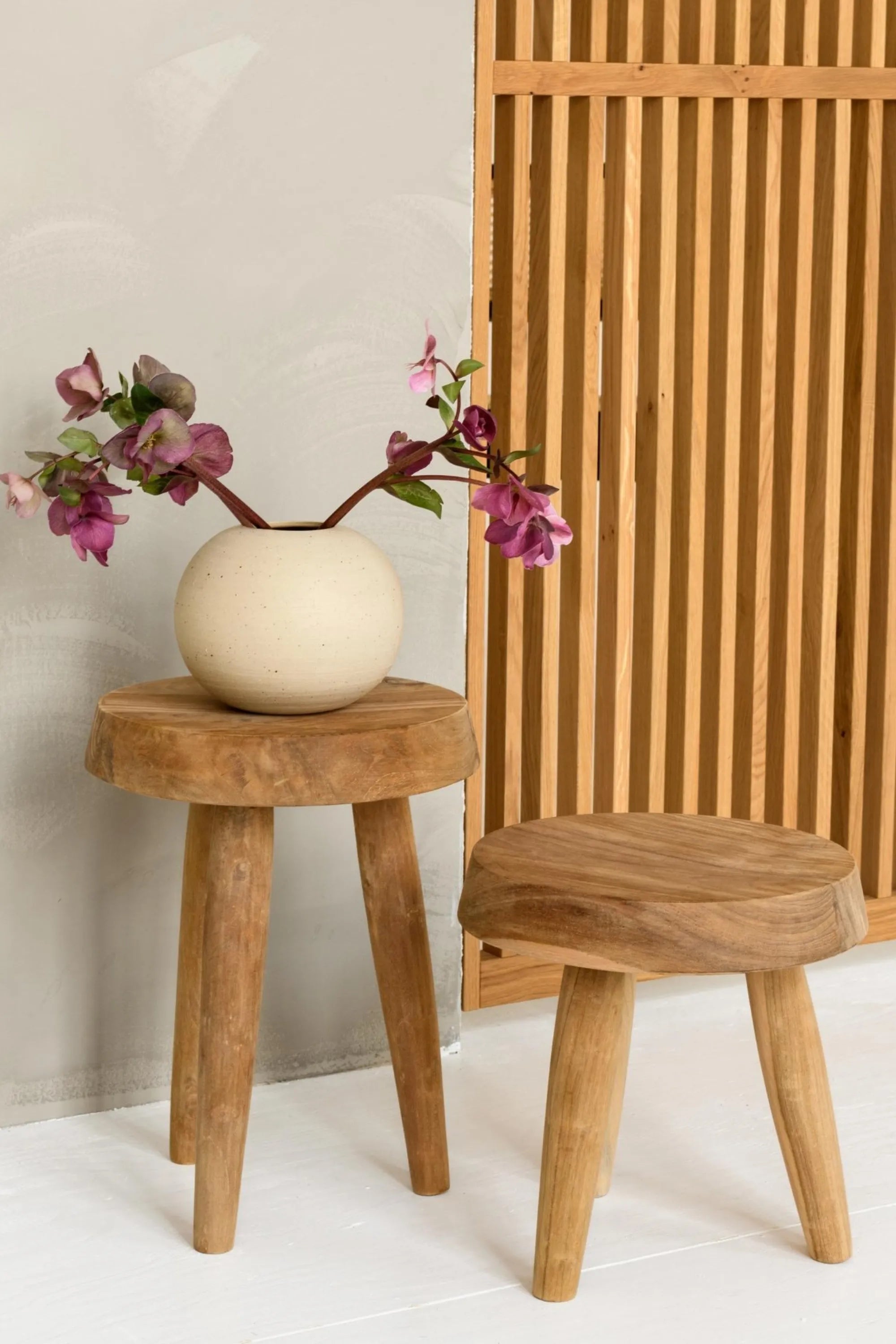 Charles Stools M + L