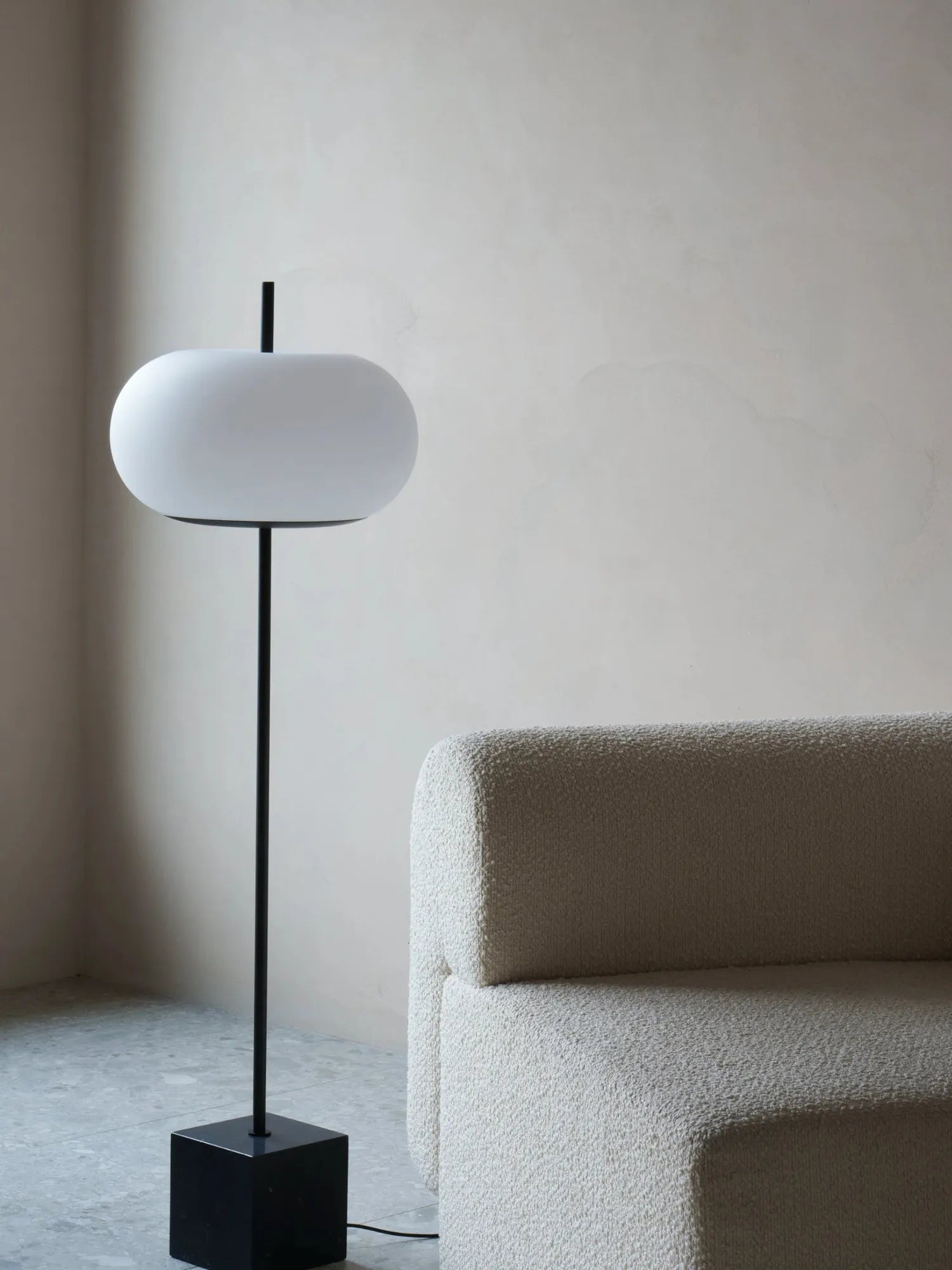 Piu Floor Lamp