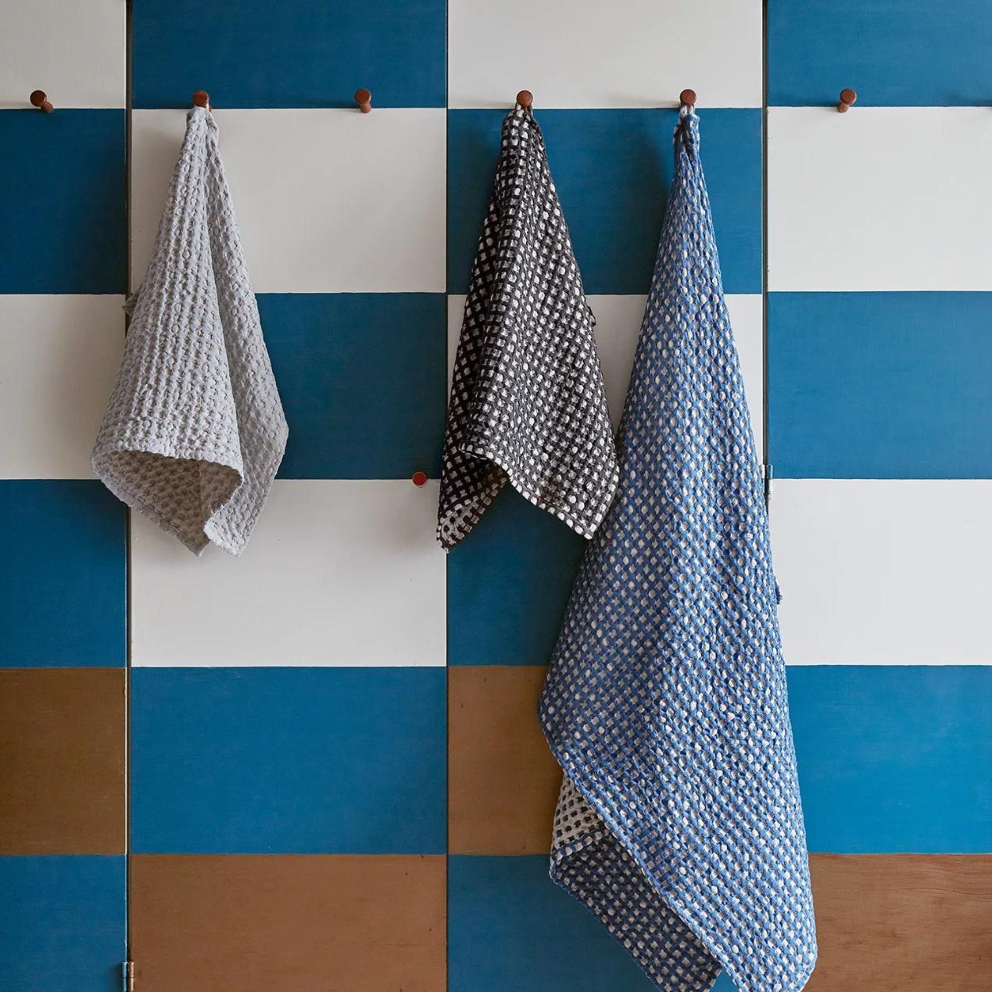Puro Ruutu Towel Set Bathroom Accessories ANNO