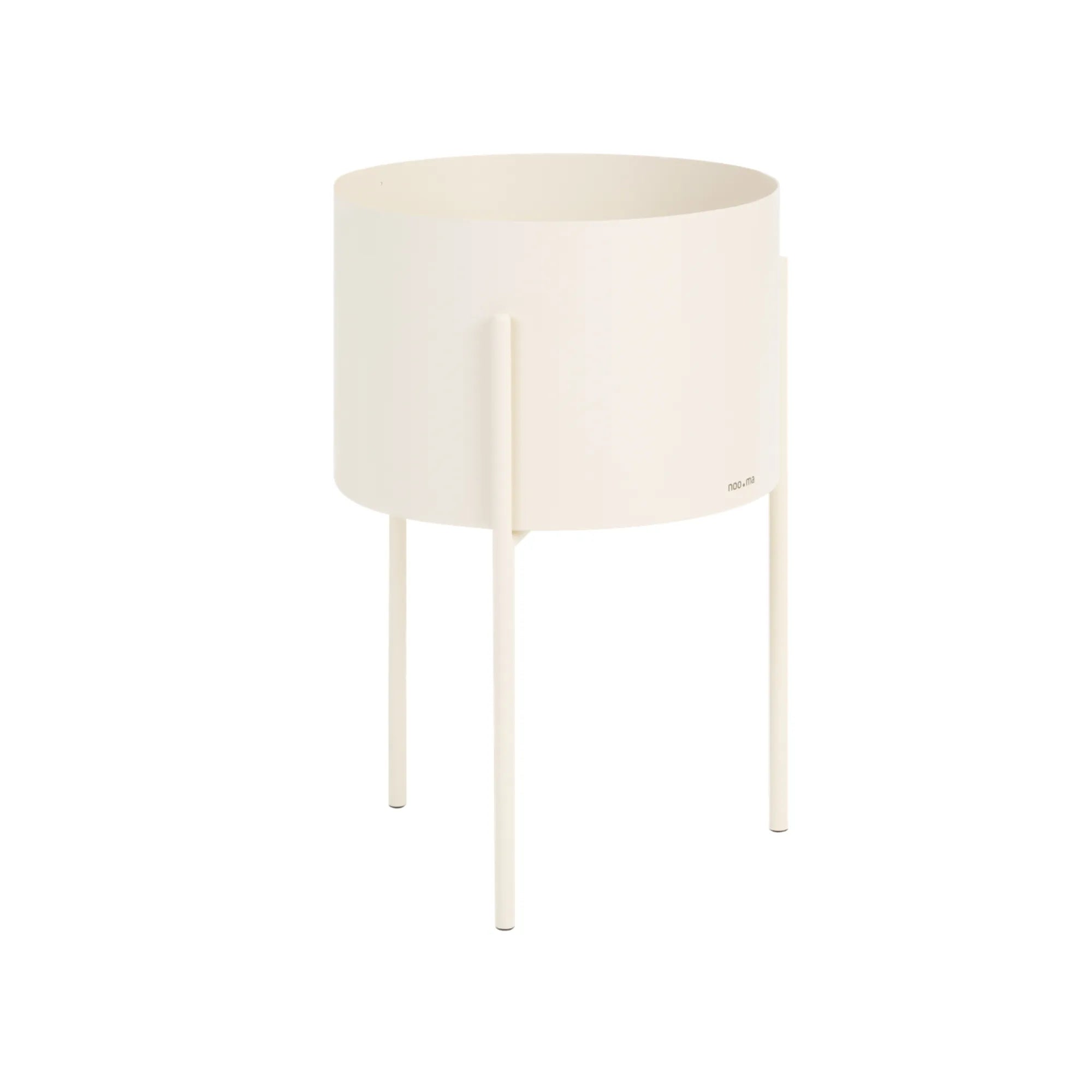 Wide Maki Plant Pot in black, a chic and functional option for plant lovers