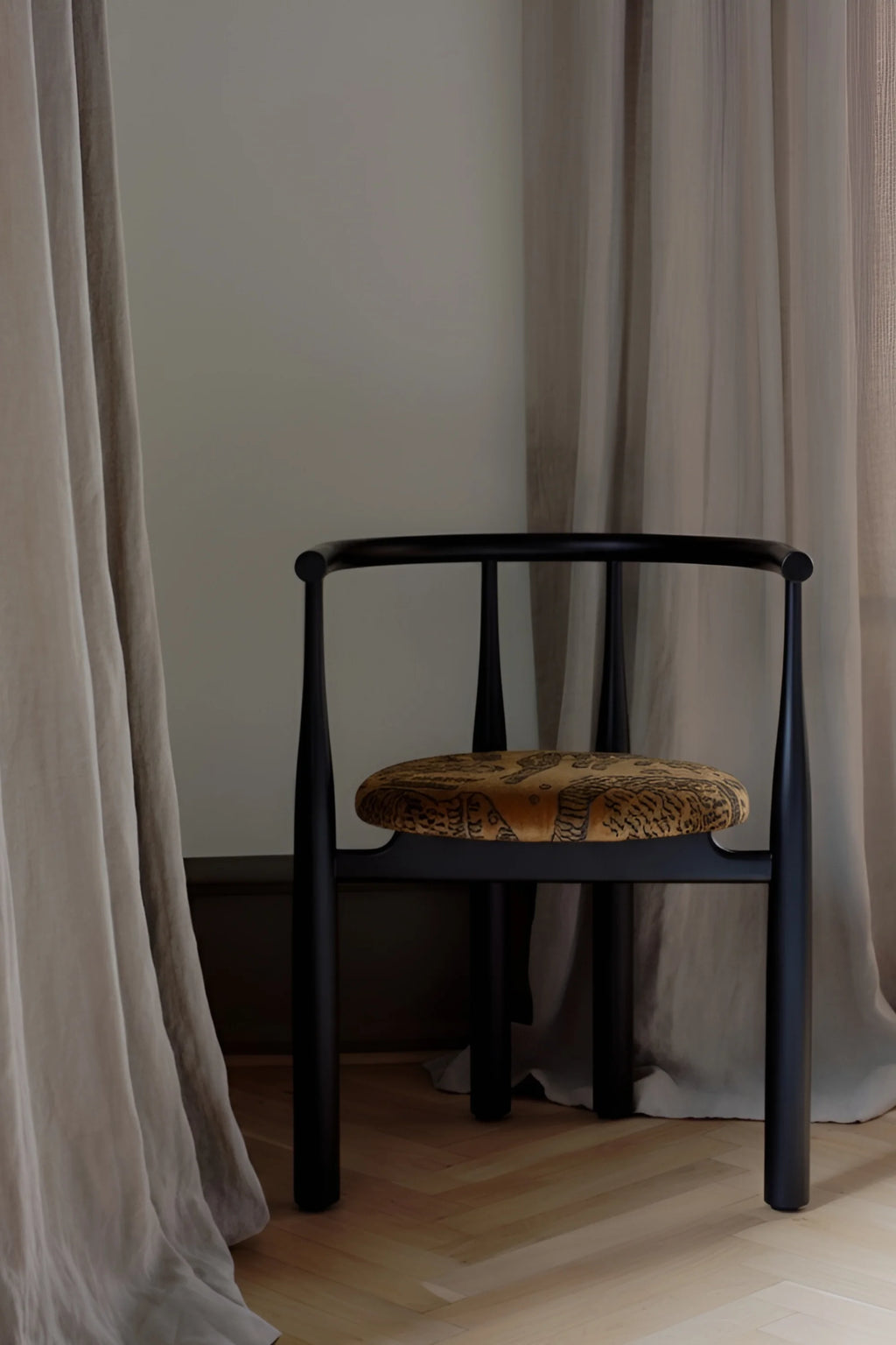 Bukowski Dining Chair