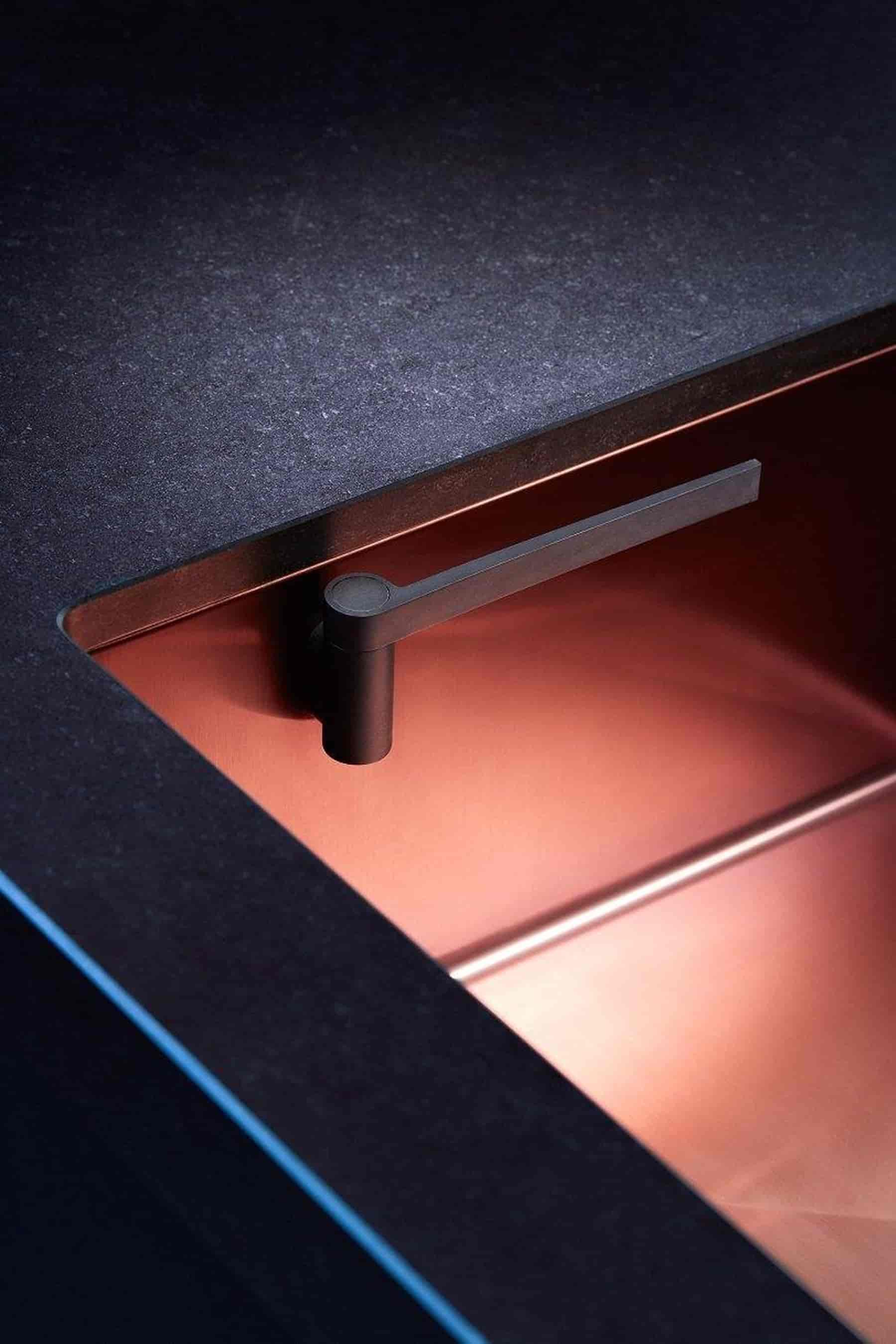 Biocomposite Dishcloth Holder by HAPPY SiNKS - THAT COOL LIVING