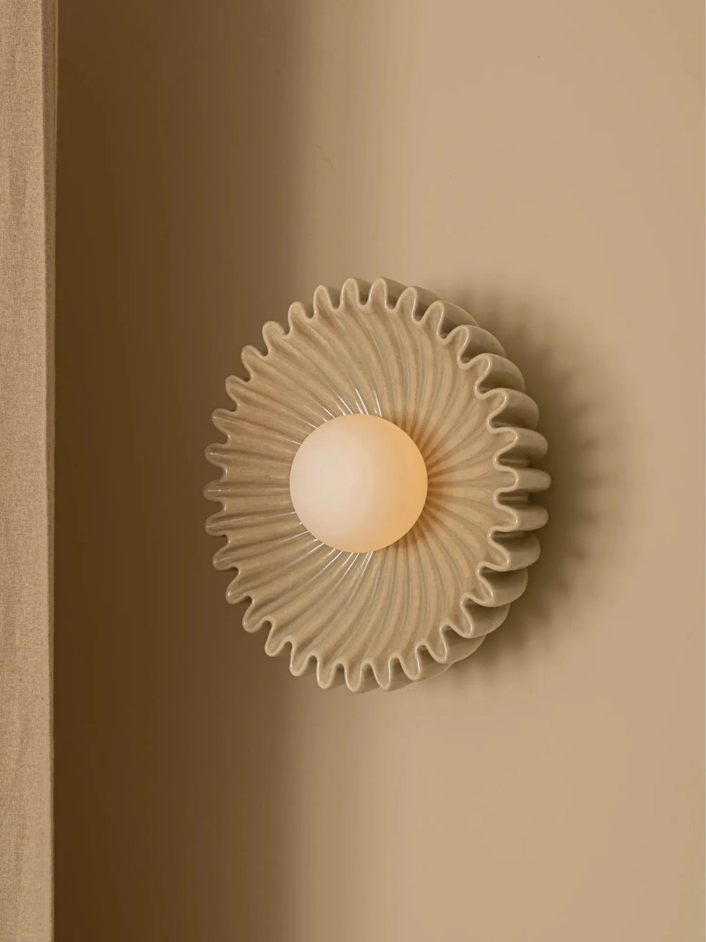Ostro Wall Light