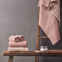 Luxurious and eco-friendly Puro Ruutu Towel Set for everyday use