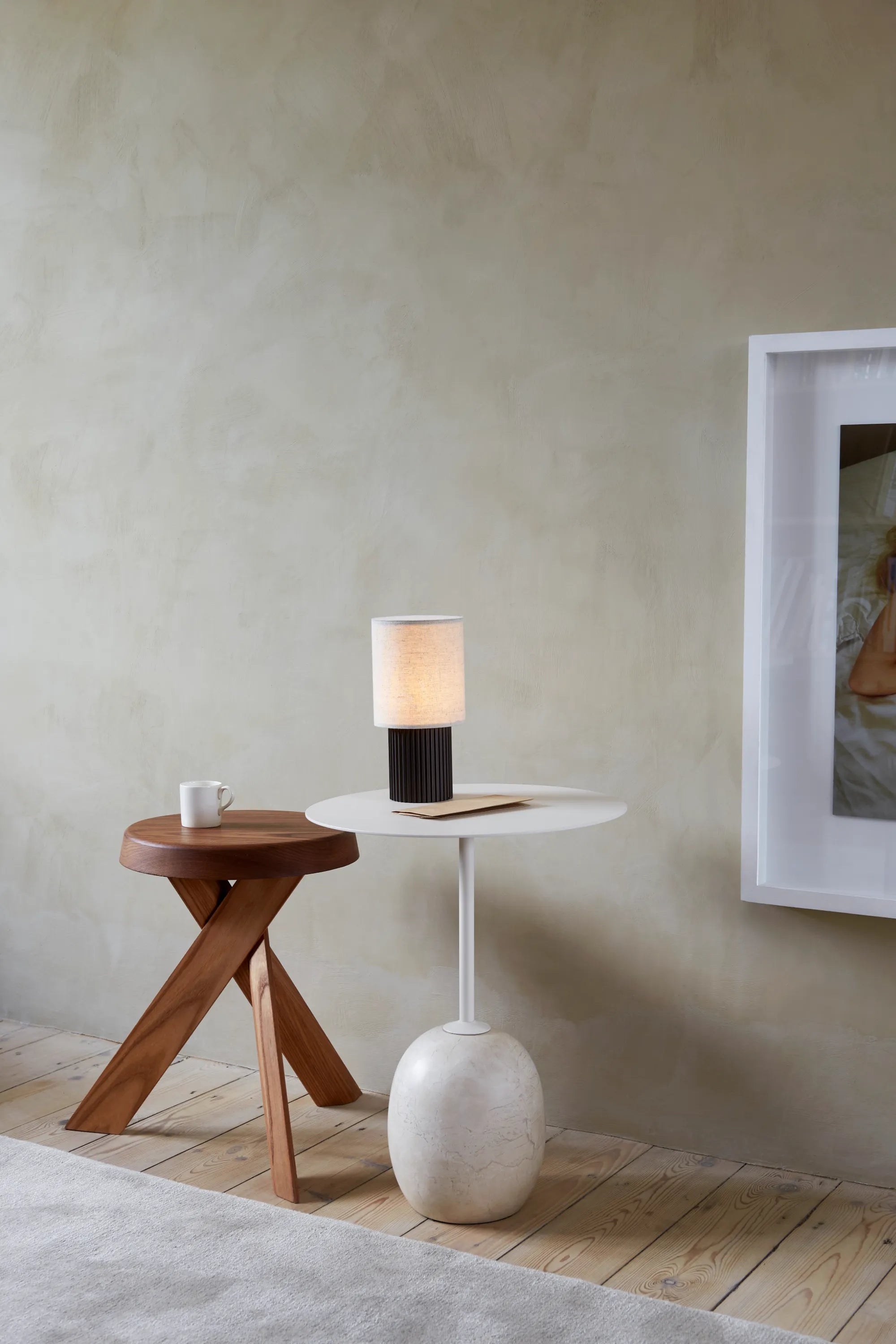 Manhattan SC52 Portable Lamp