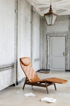 Modern and stylish AV Egoist Chaise Longue with comfortable cushioning