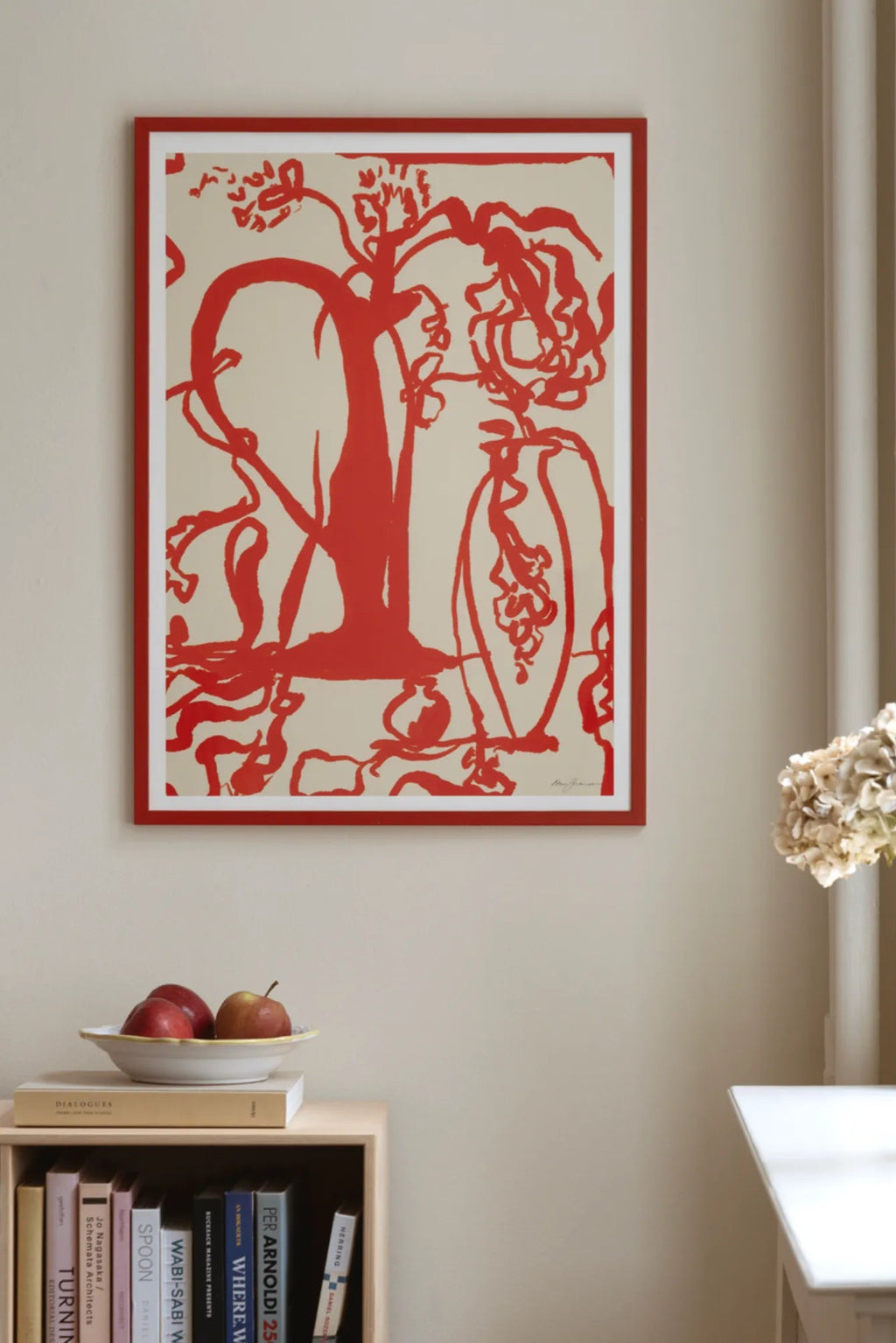  Elegant Grand Vase made of high-quality glass with a stunning crystal-like finish