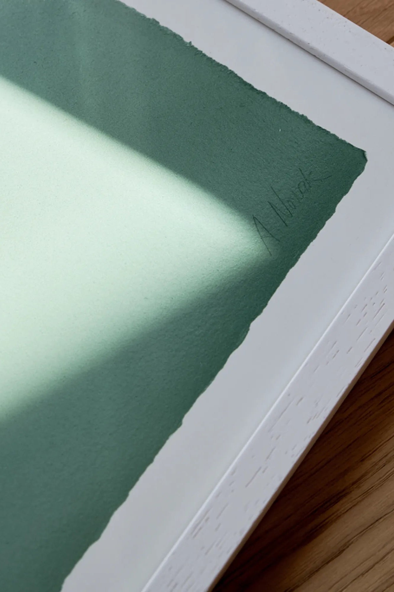 Green Interstellar - A versatile lighting option that adds a touch of sophistication and environmental consciousness to any space