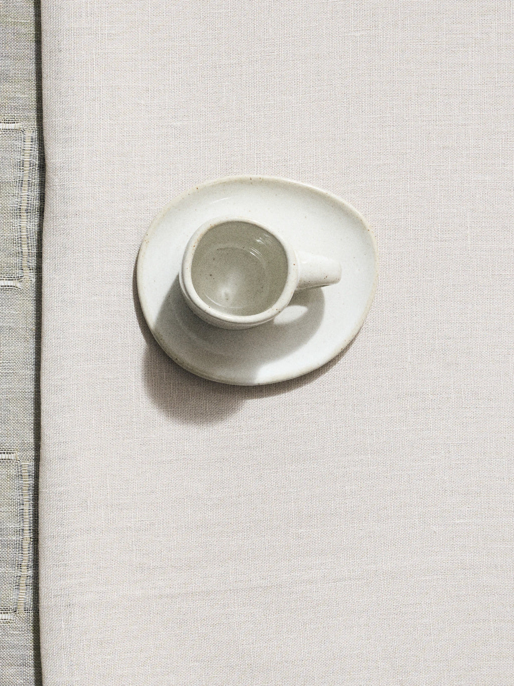 Out of Lines Full Tableware Set