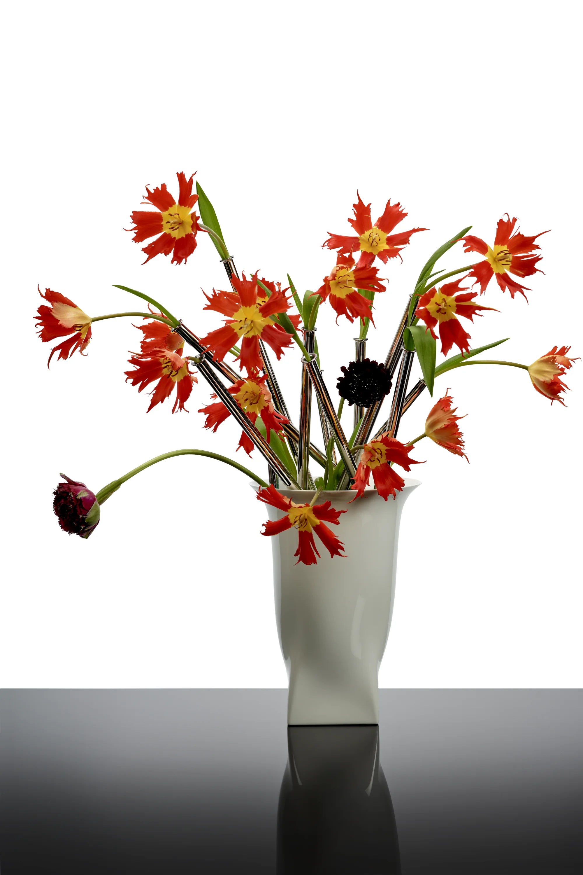 Josephine Vase with Glass Tube 02
