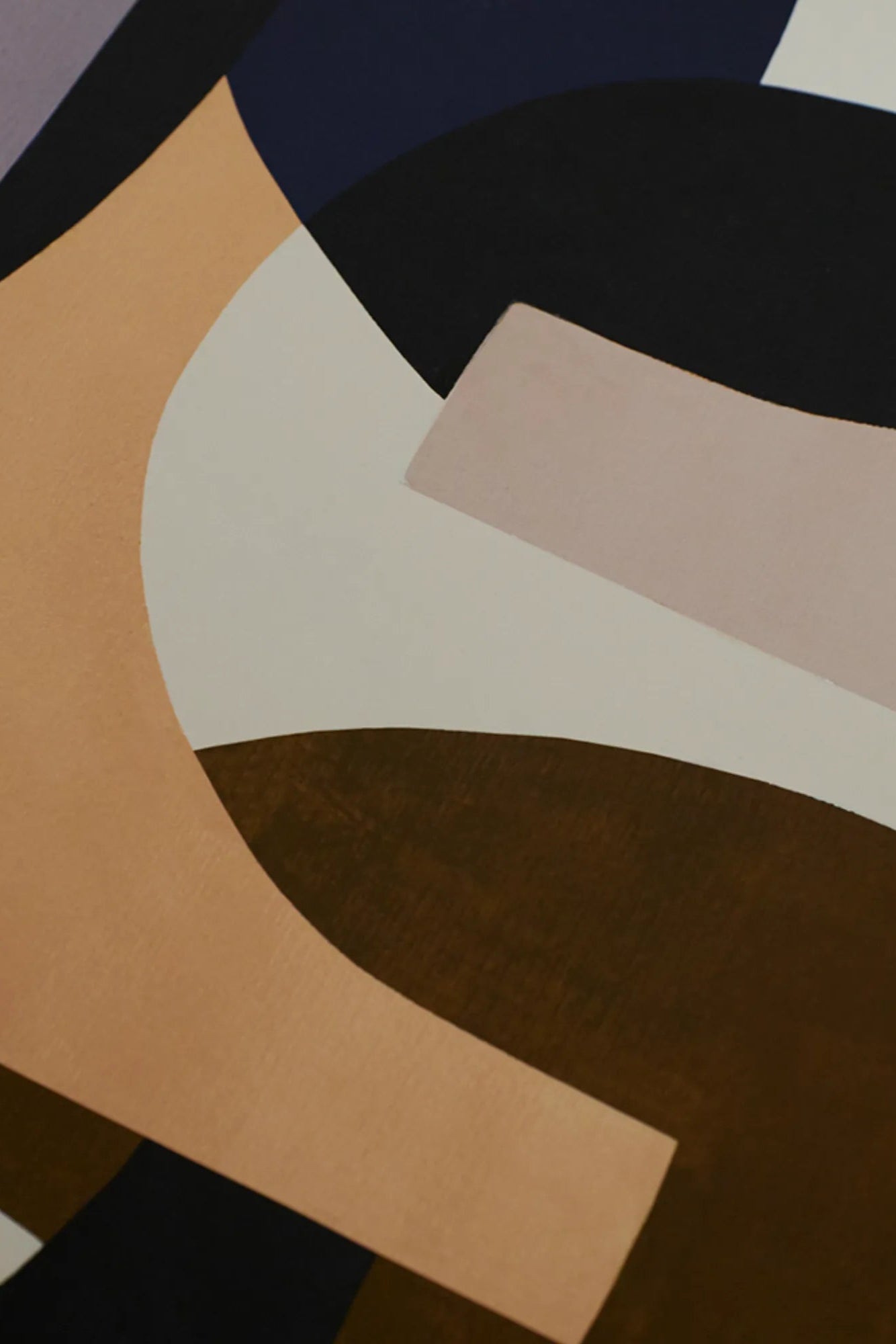 Rosa red rose bouquet in a clear glass vase on a wooden table