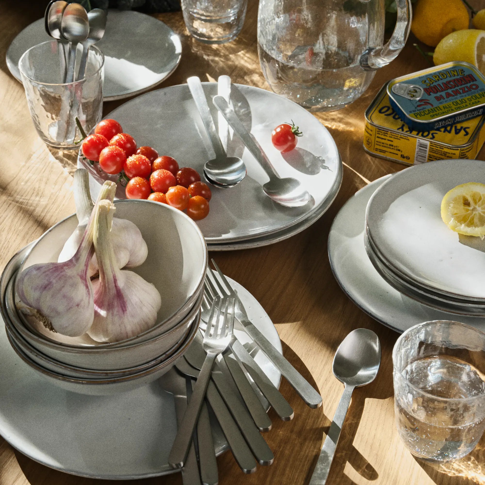 Nordic Sand Dinner Set for 4, a stylish and durable tableware collection perfect for everyday meals