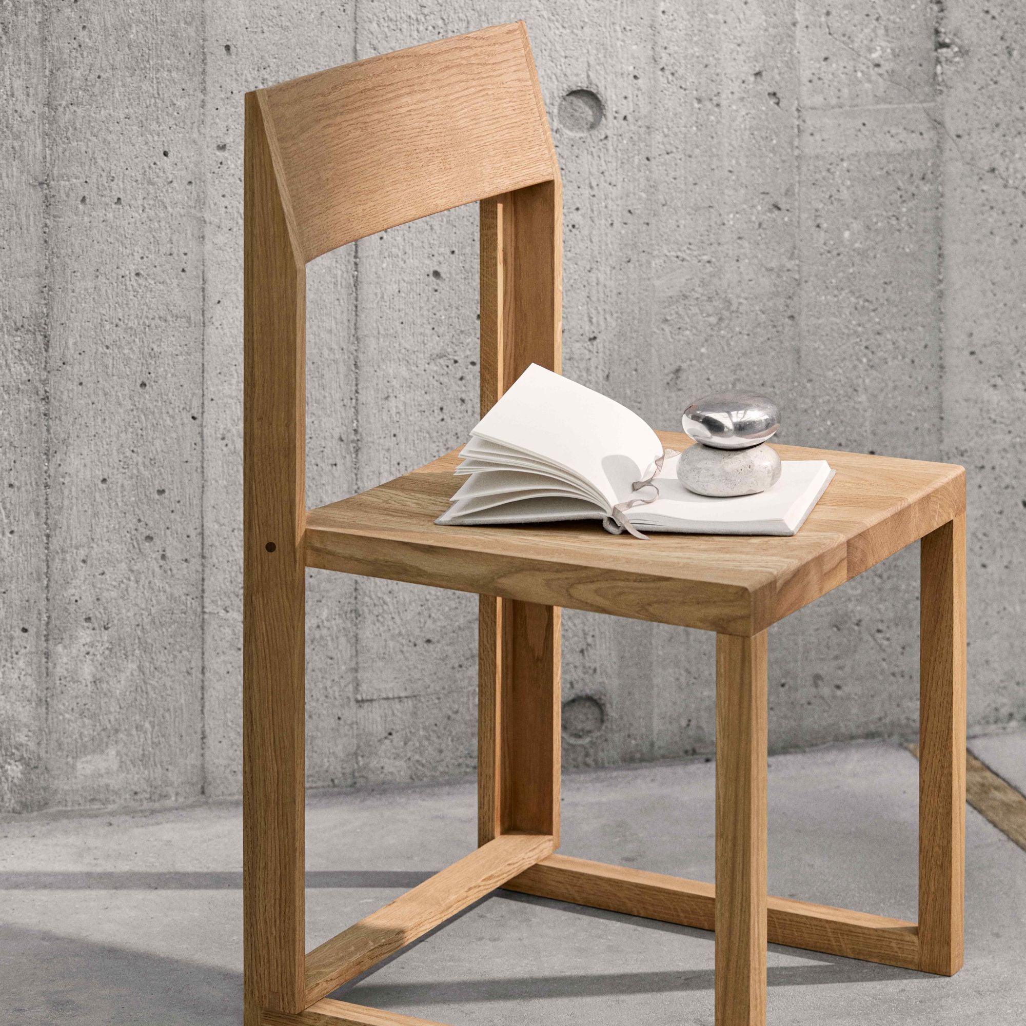 Outline Chair
