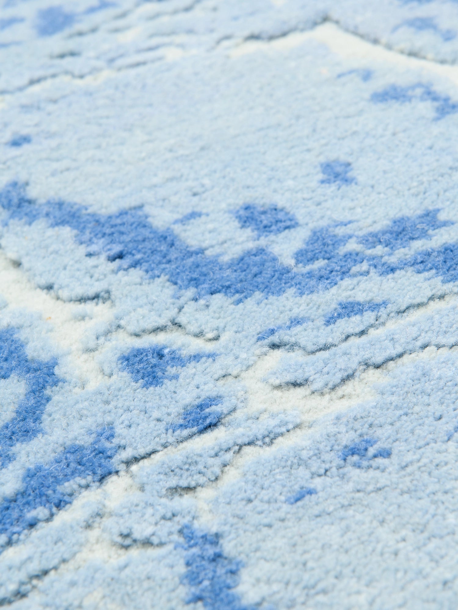 Crocodile Rug by Haus Üger - THAT COOL LIVING