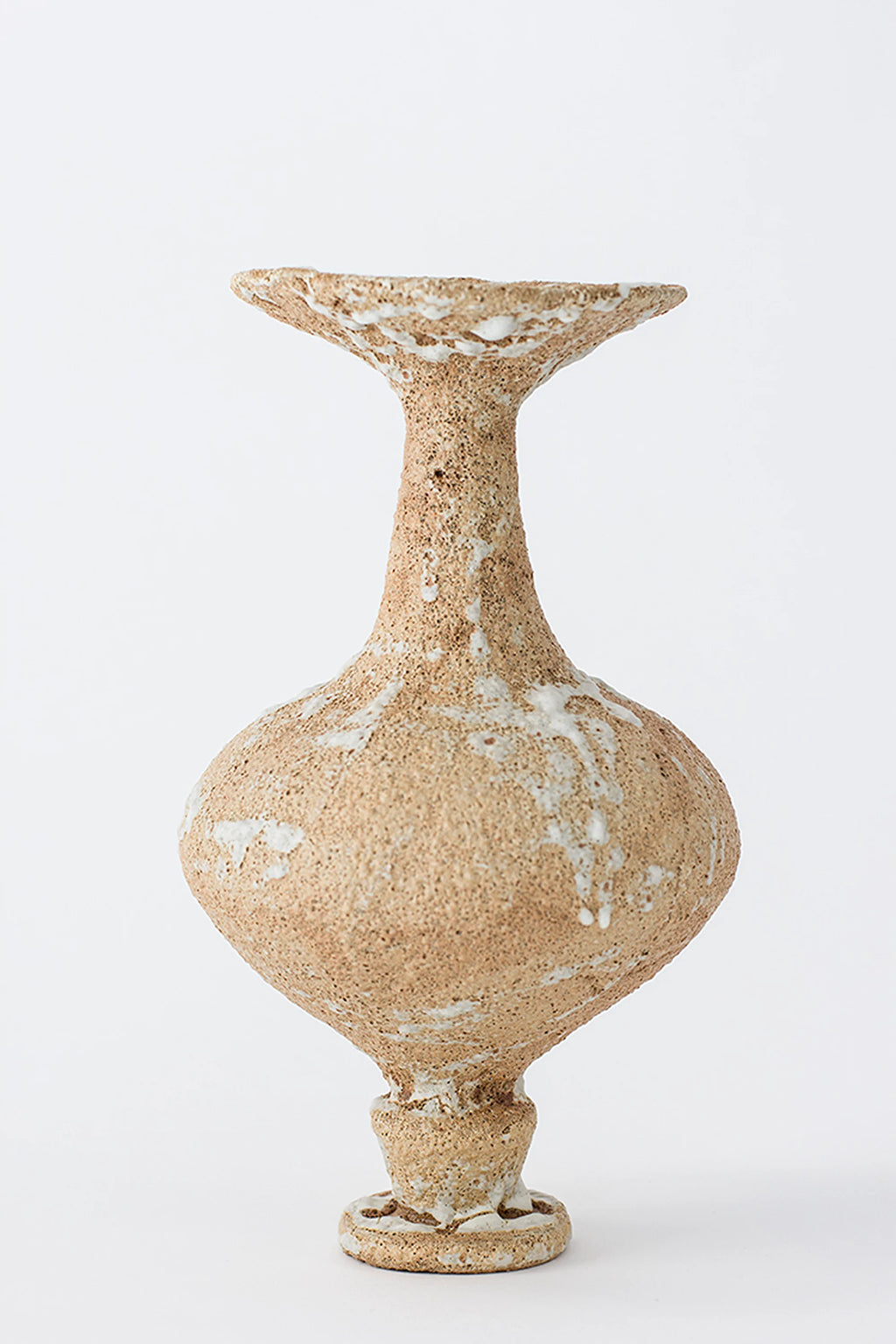 Canoa Lab Arq 002 Vase, a handcrafted stoneware vase featuring a distinctive organic silhouette with a flared rim, slender neck, bulbous body, and a unique ornate base.