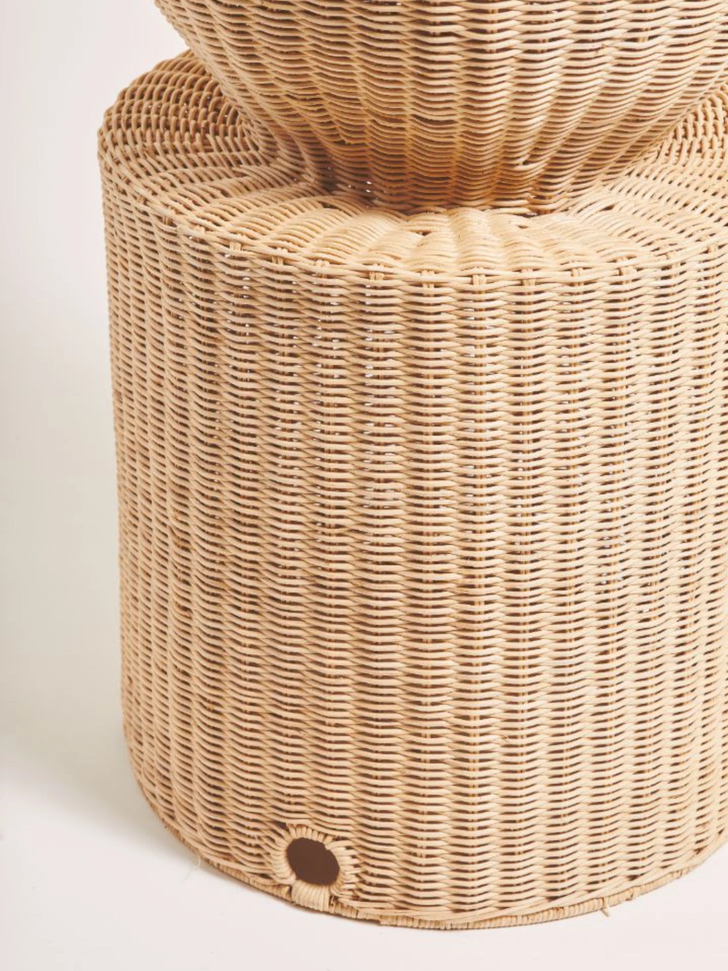 Luz Standing Lamp