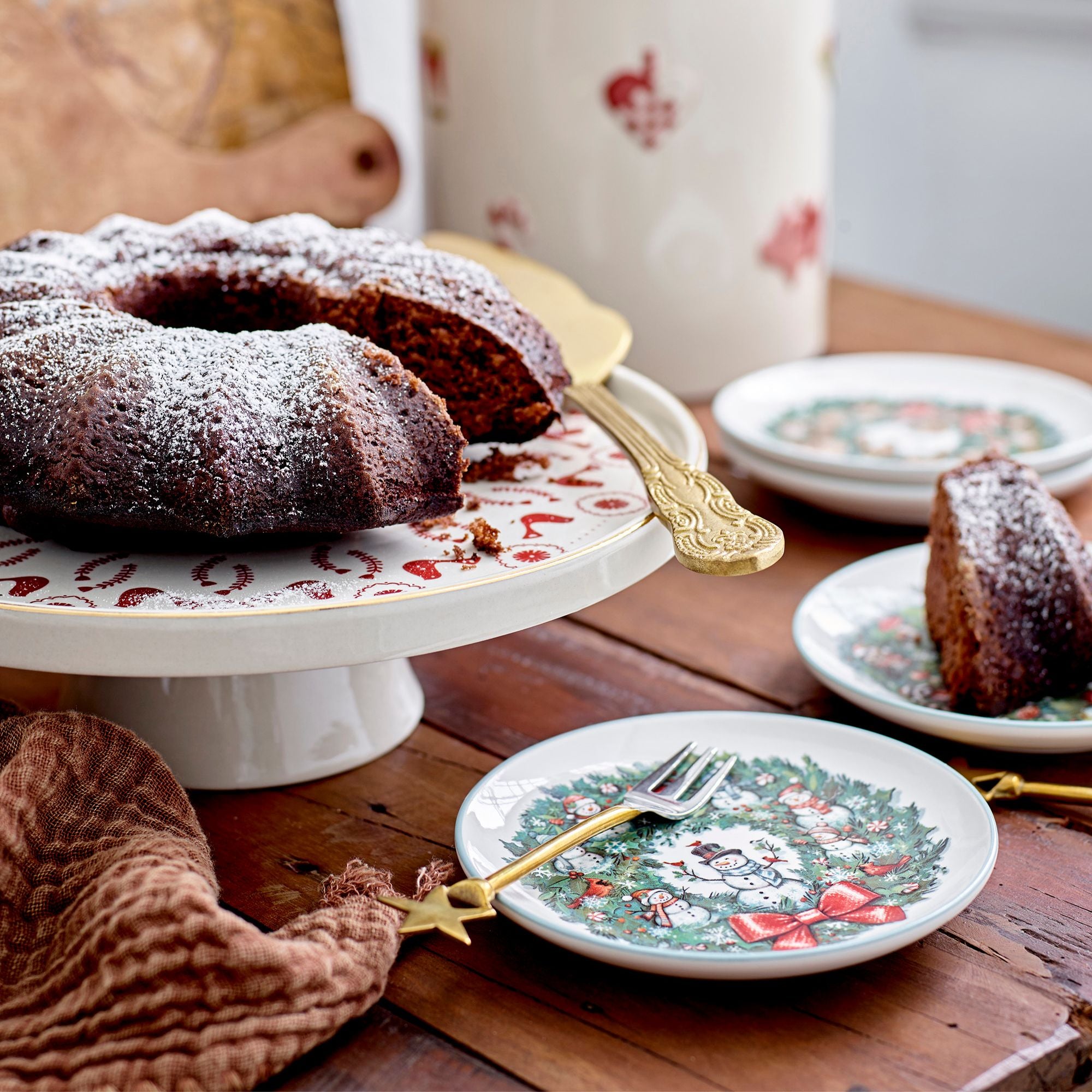 December Plate - Set of 4