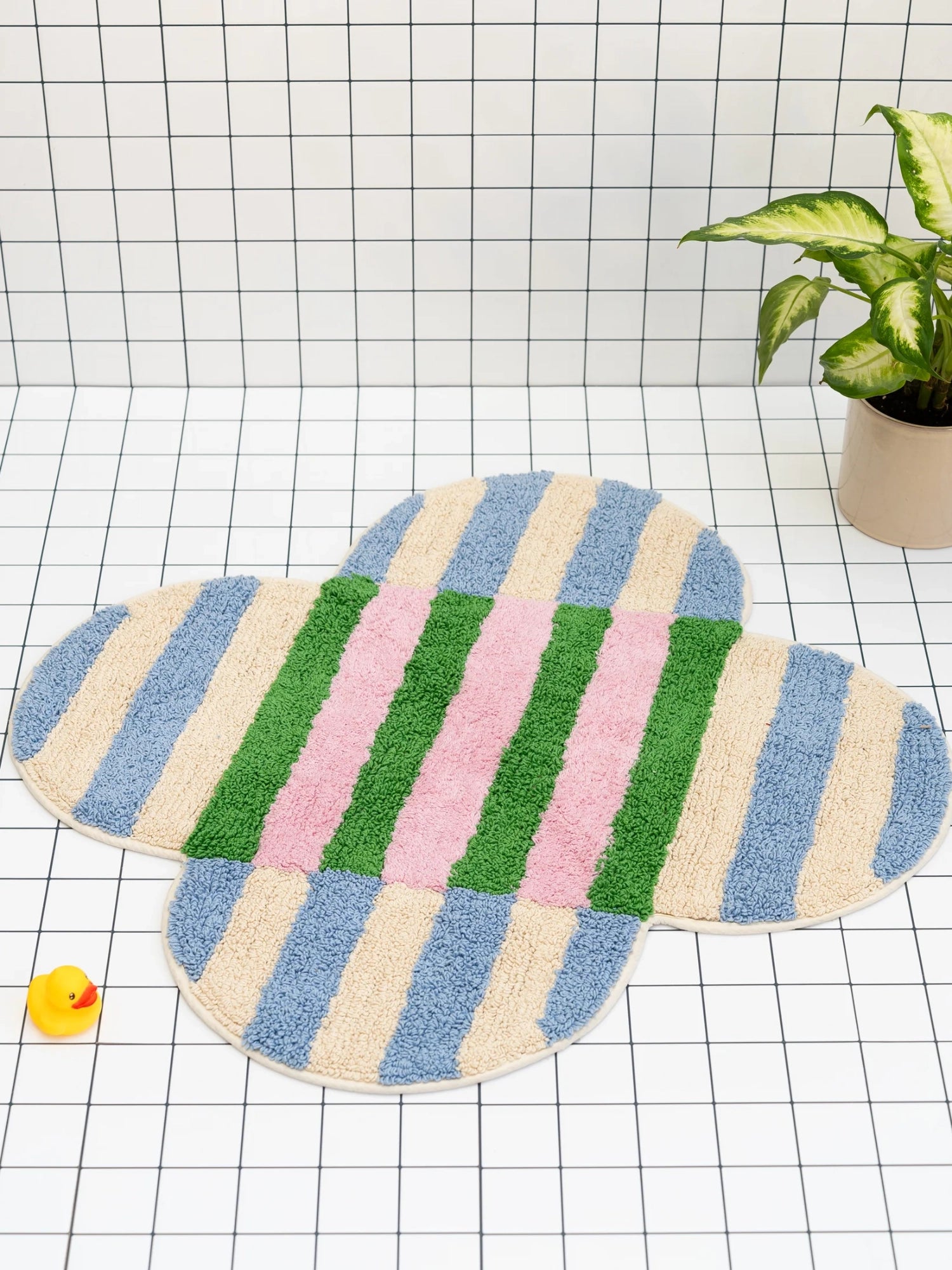 Curita Bath Mat by TARTA GELATINA - THAT COOL LIVING