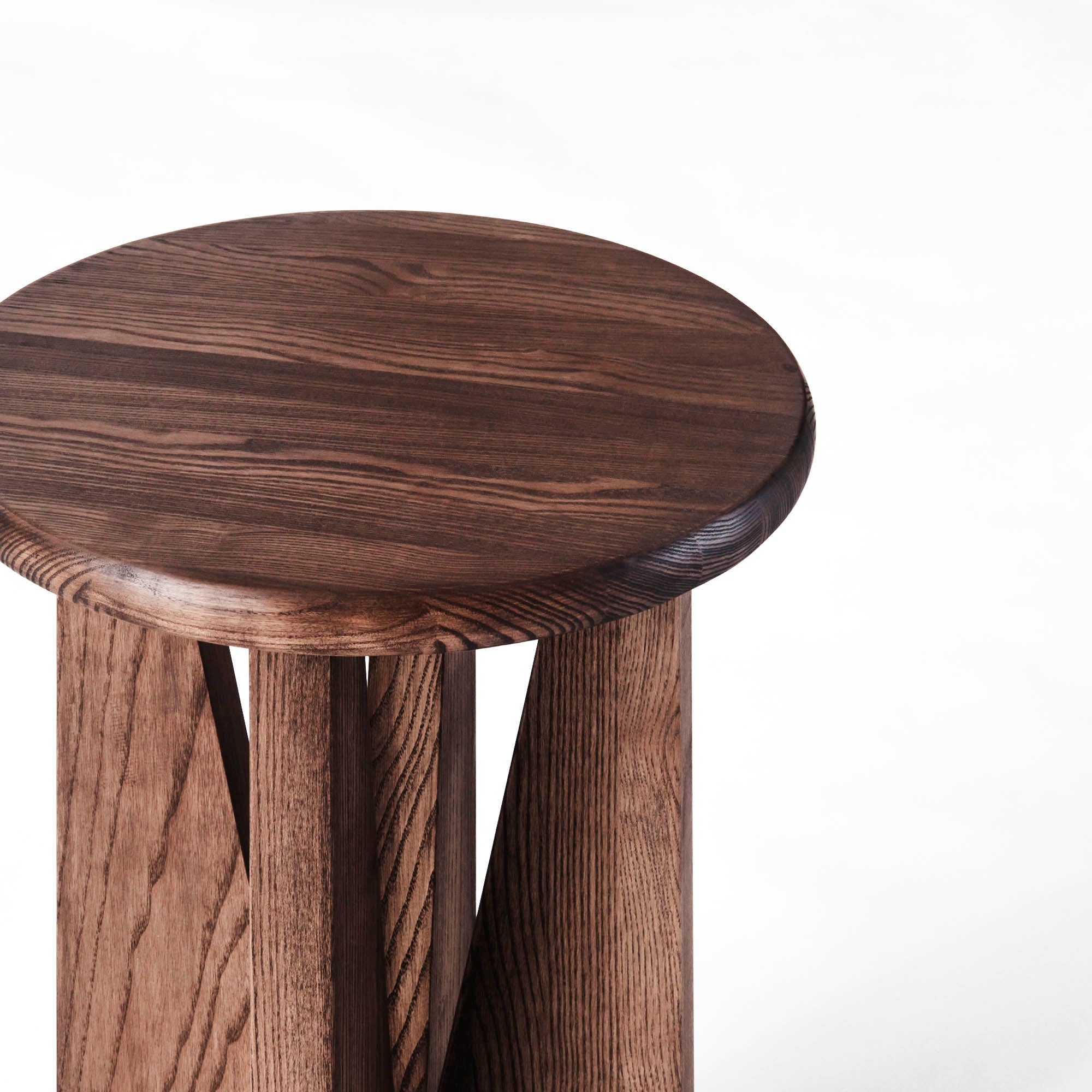 V Side Table Stained Ash - THAT COOL LIVING