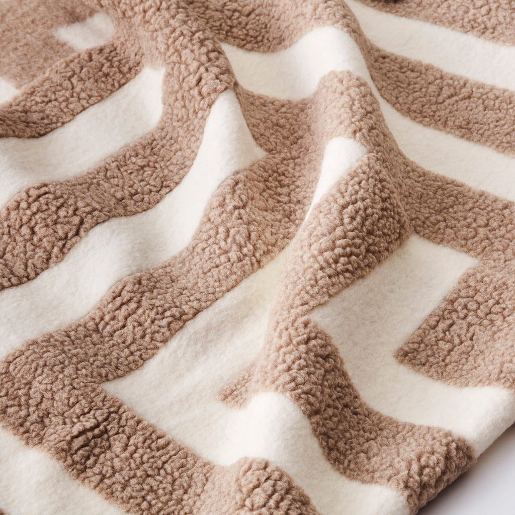 Labyrinth Throw - THAT COOL LIVING