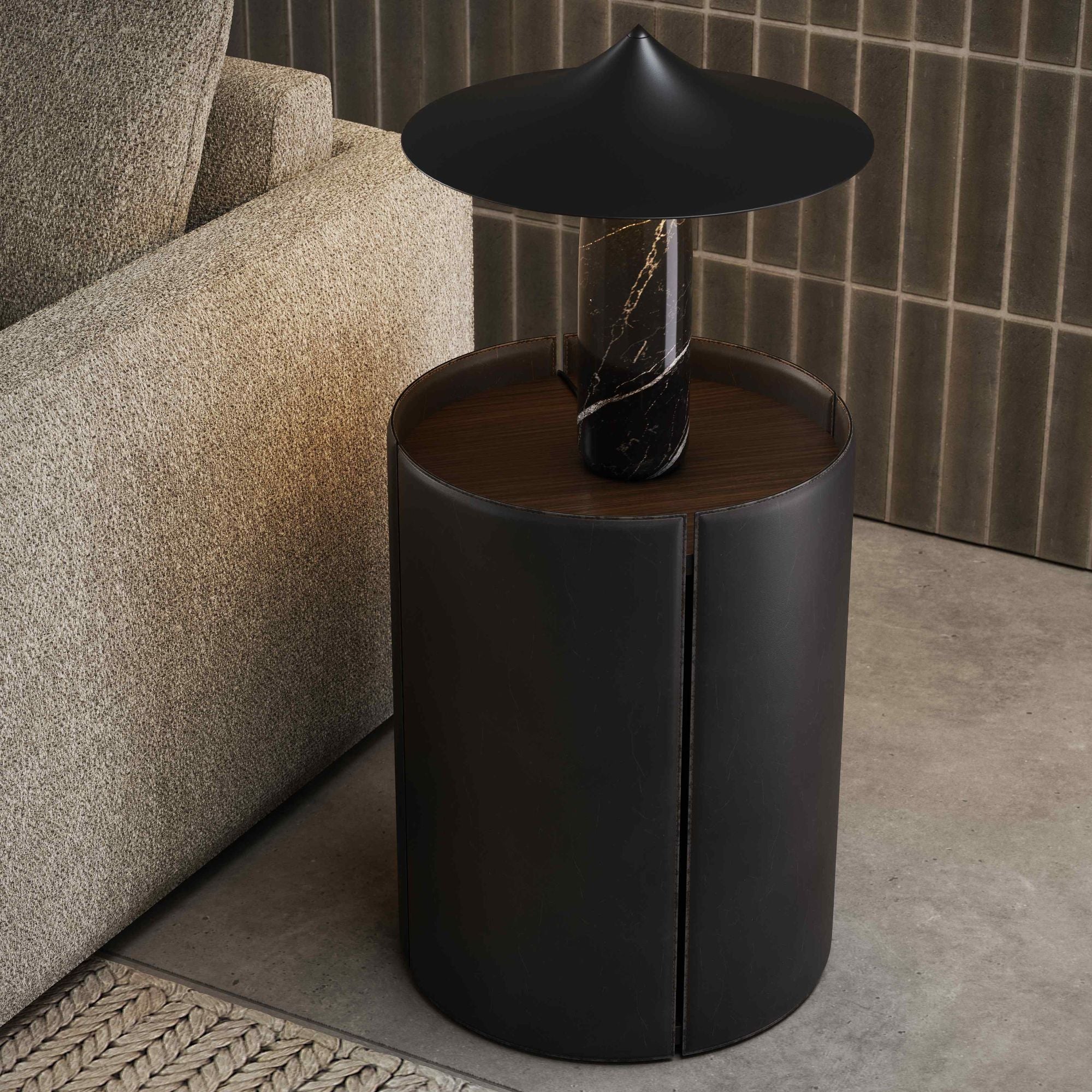 Mano Side Table