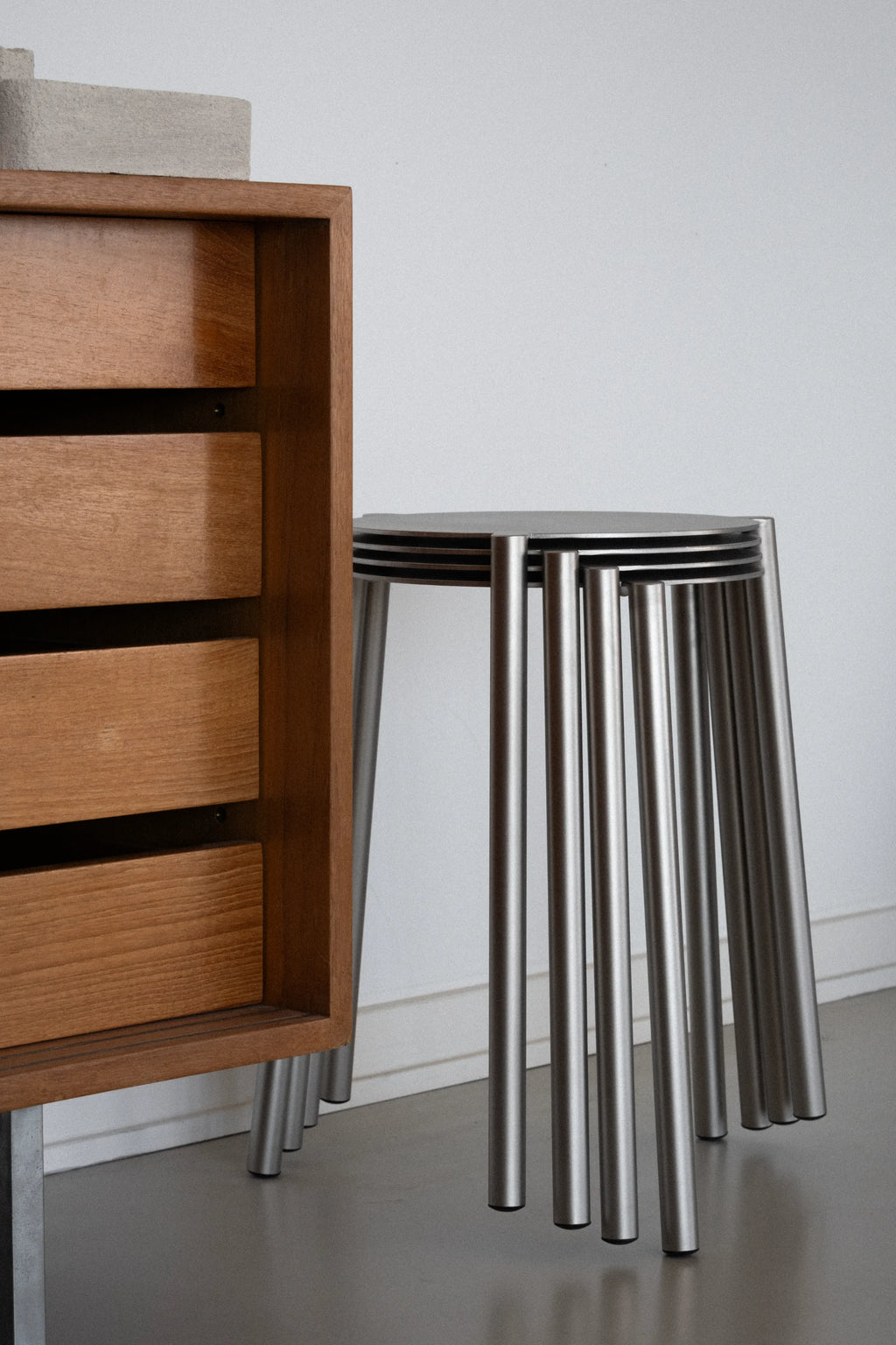 Isla x Paul Delrez - Stool - THAT COOL LIVING