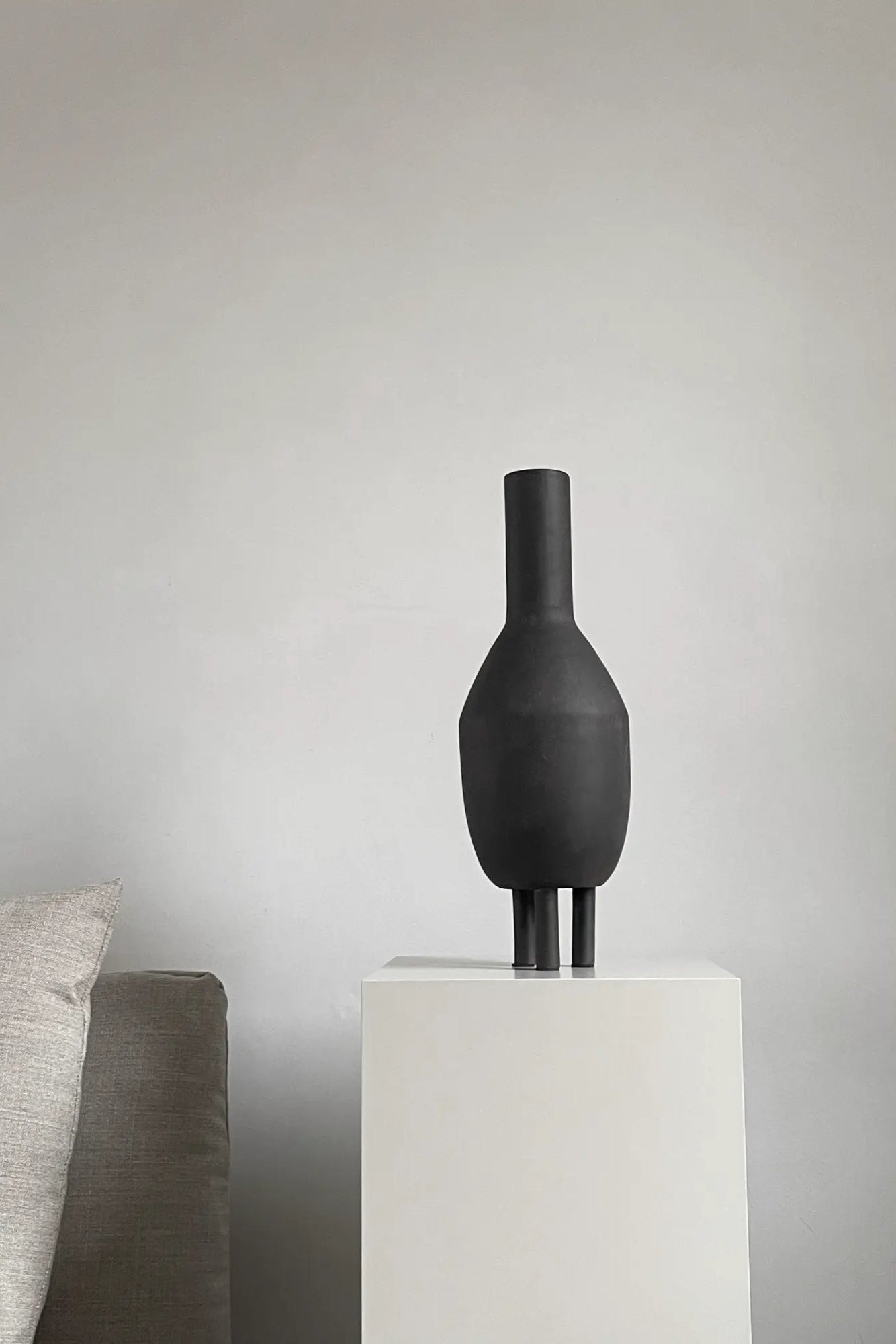 Charming vase in the form of a graceful and slender duck